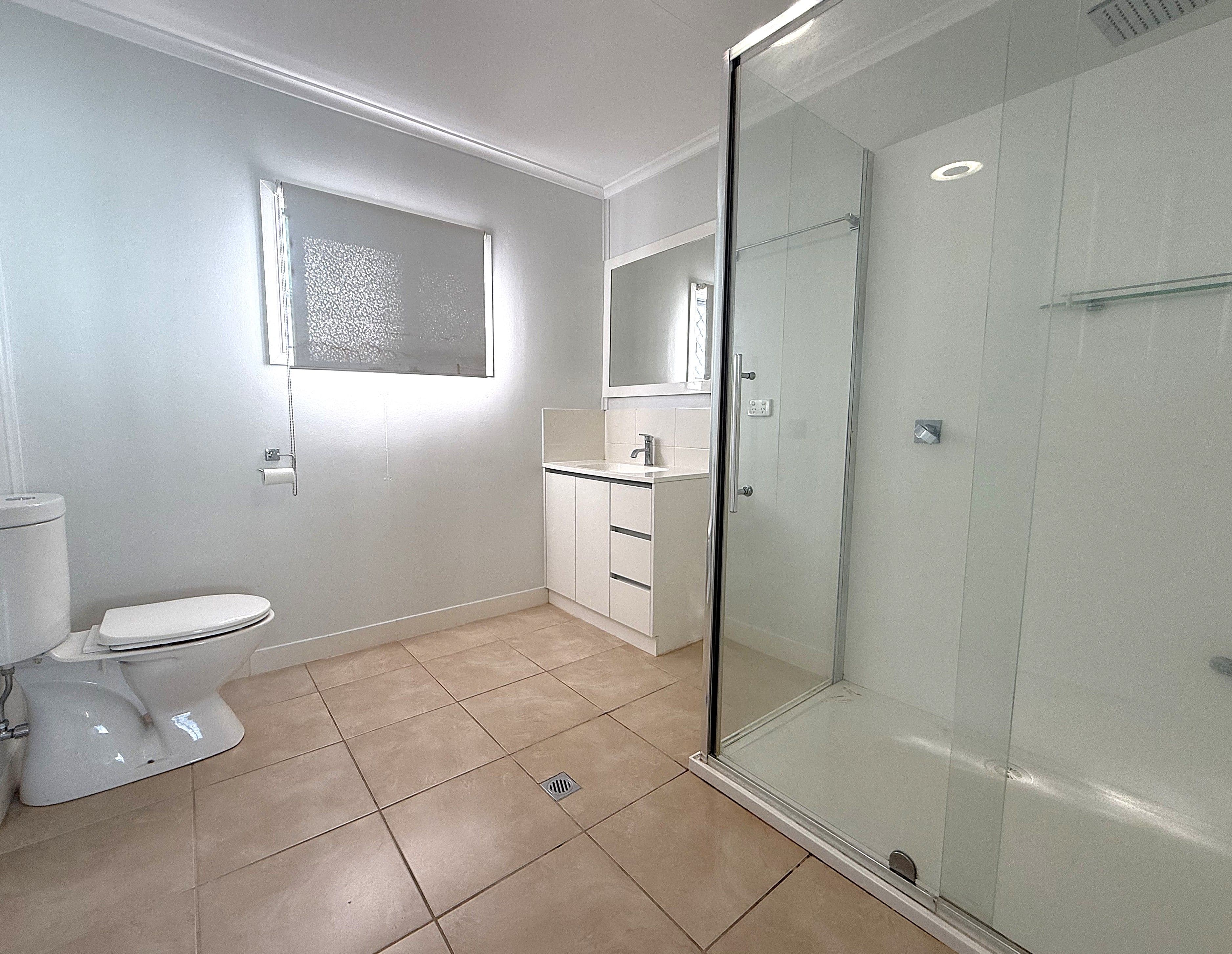 116 Ash Street, Barcaldine QLD 4725, Barcaldine - Thumbnail 6