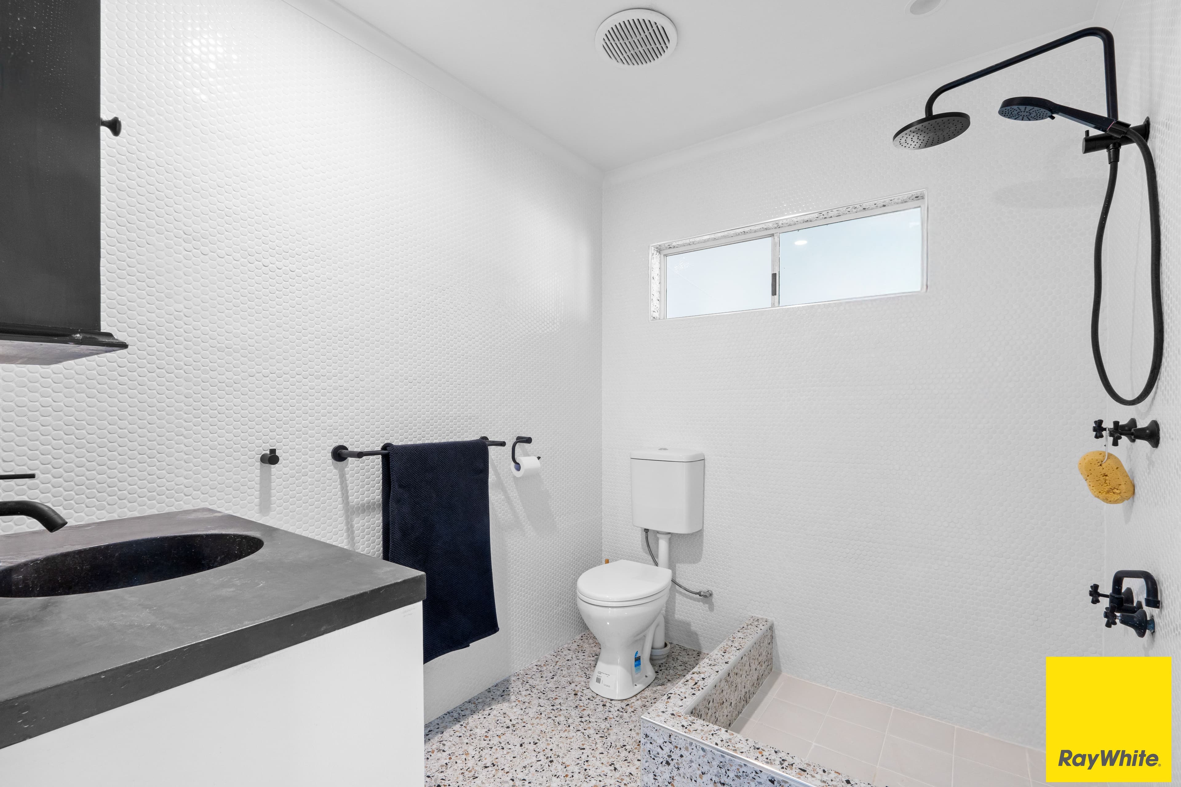 17 Bamboo Street, Holloways Beach QLD 4878, Holloways Beach - Thumbnail 4