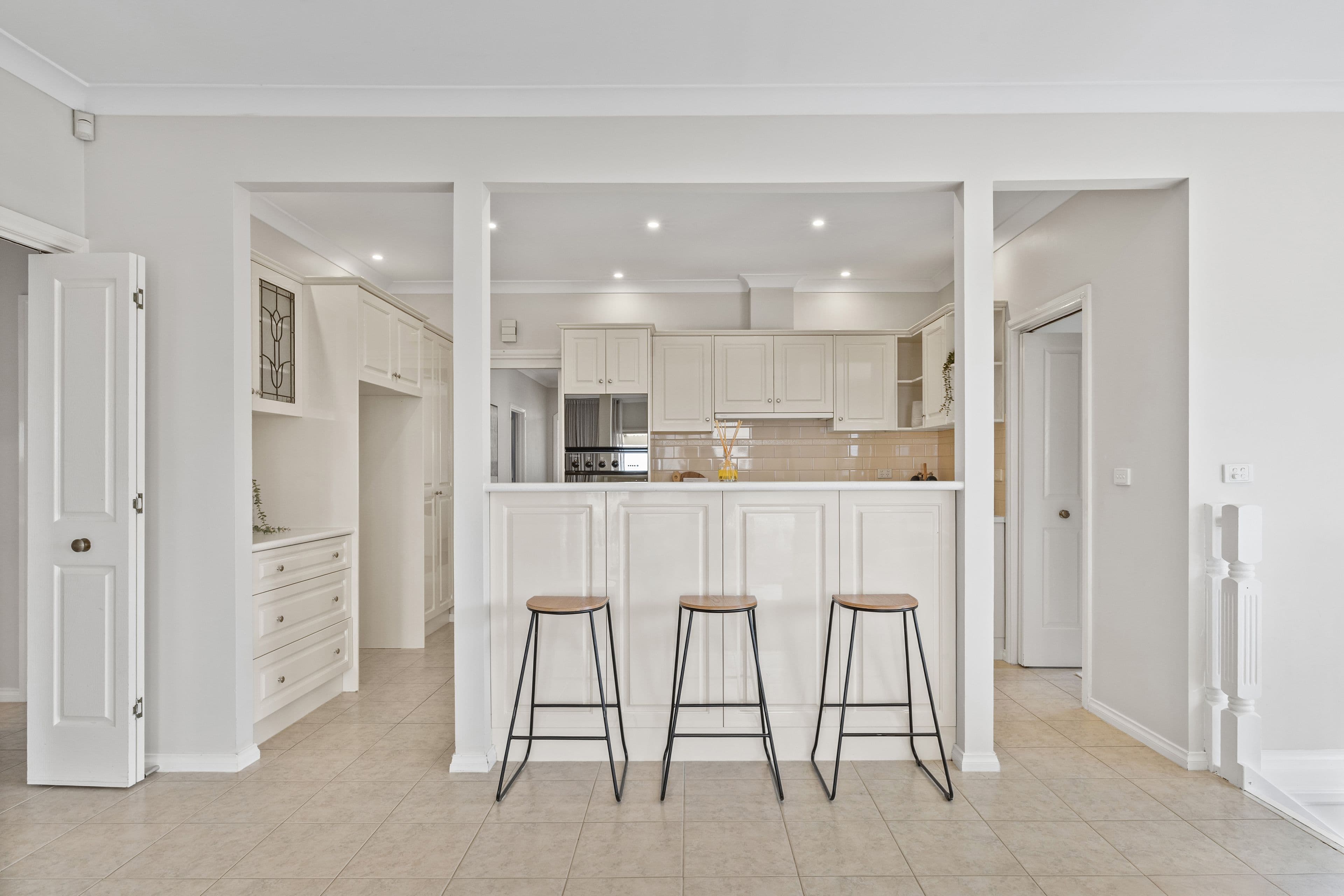 10 Reynolds Court, Roxburgh Park VIC 3064, Roxburgh Park - Thumbnail 3
