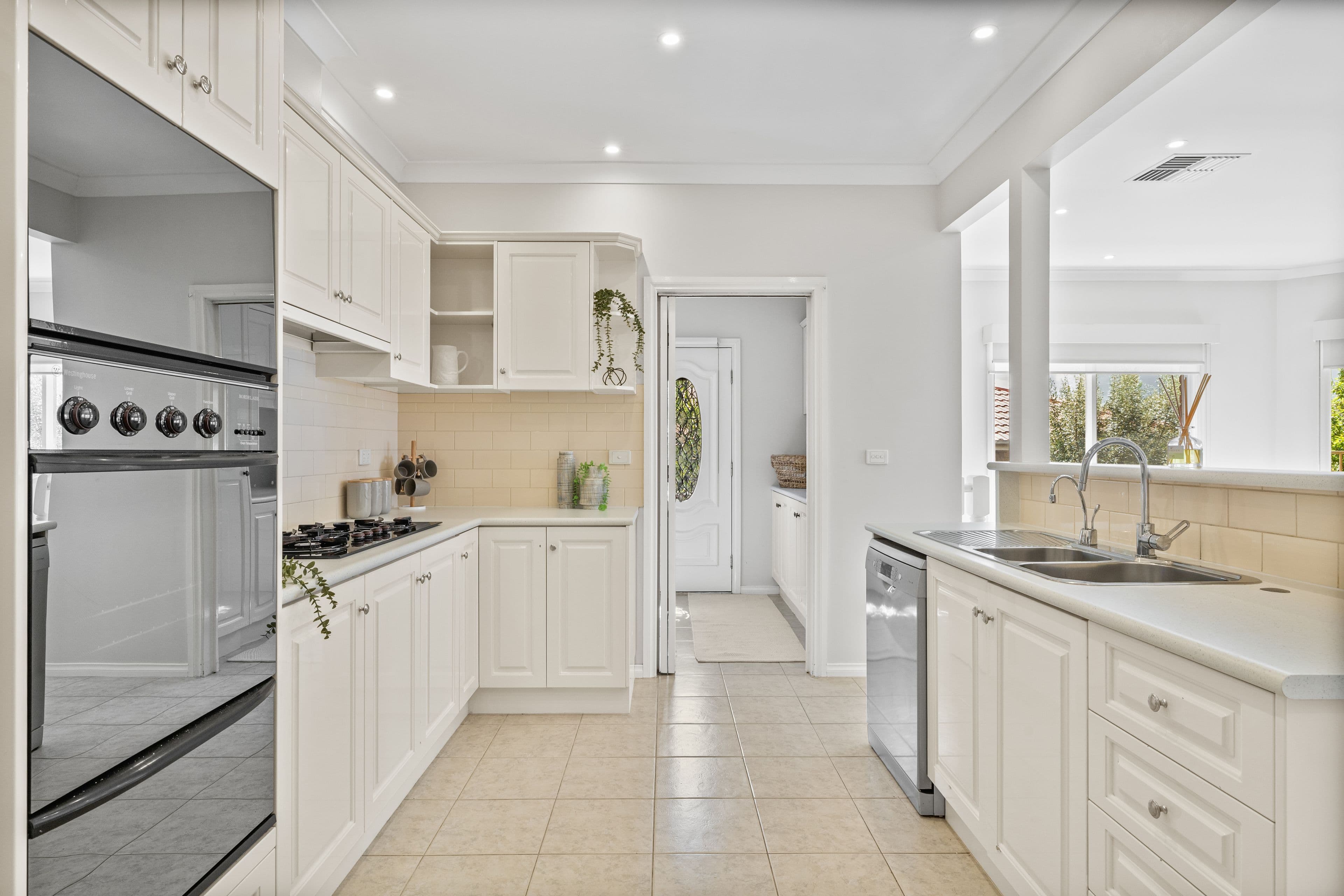 10 Reynolds Court, Roxburgh Park VIC 3064, Roxburgh Park - Thumbnail 4