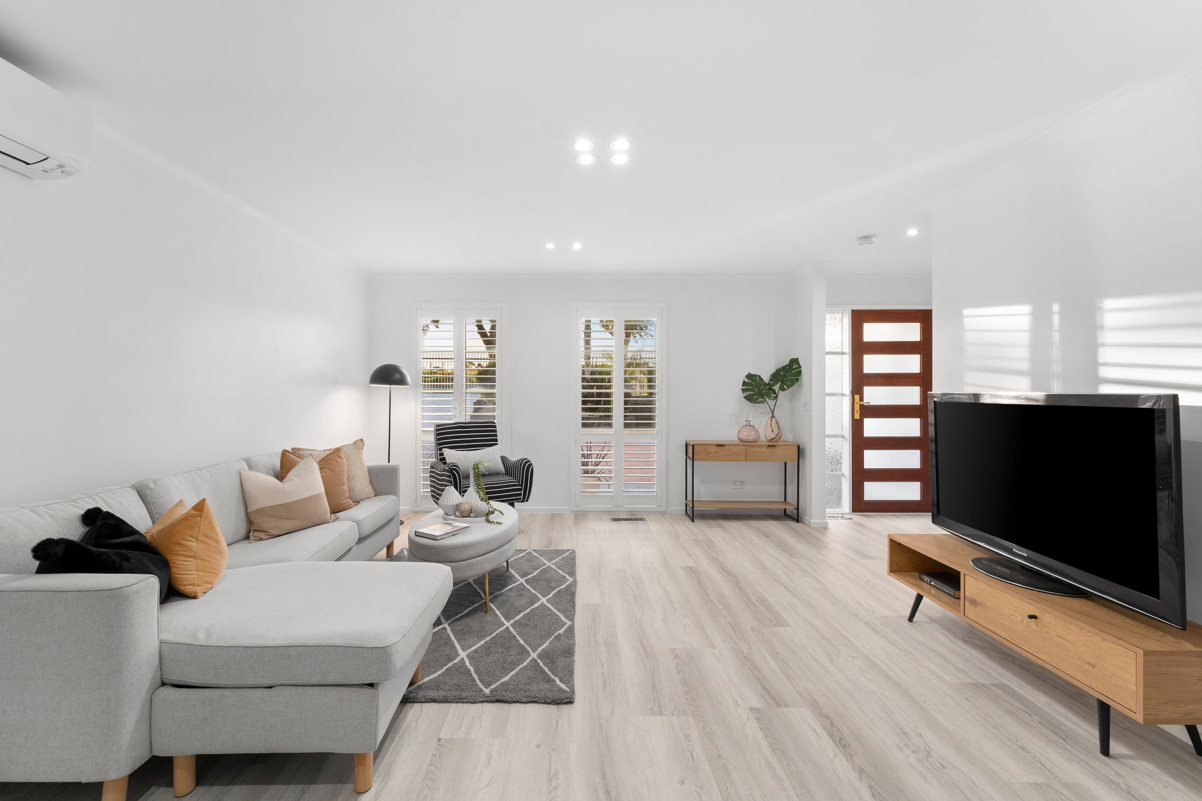 28 Carroll Road, Oakleigh South VIC 3167, Oakleigh South - Thumbnail 2