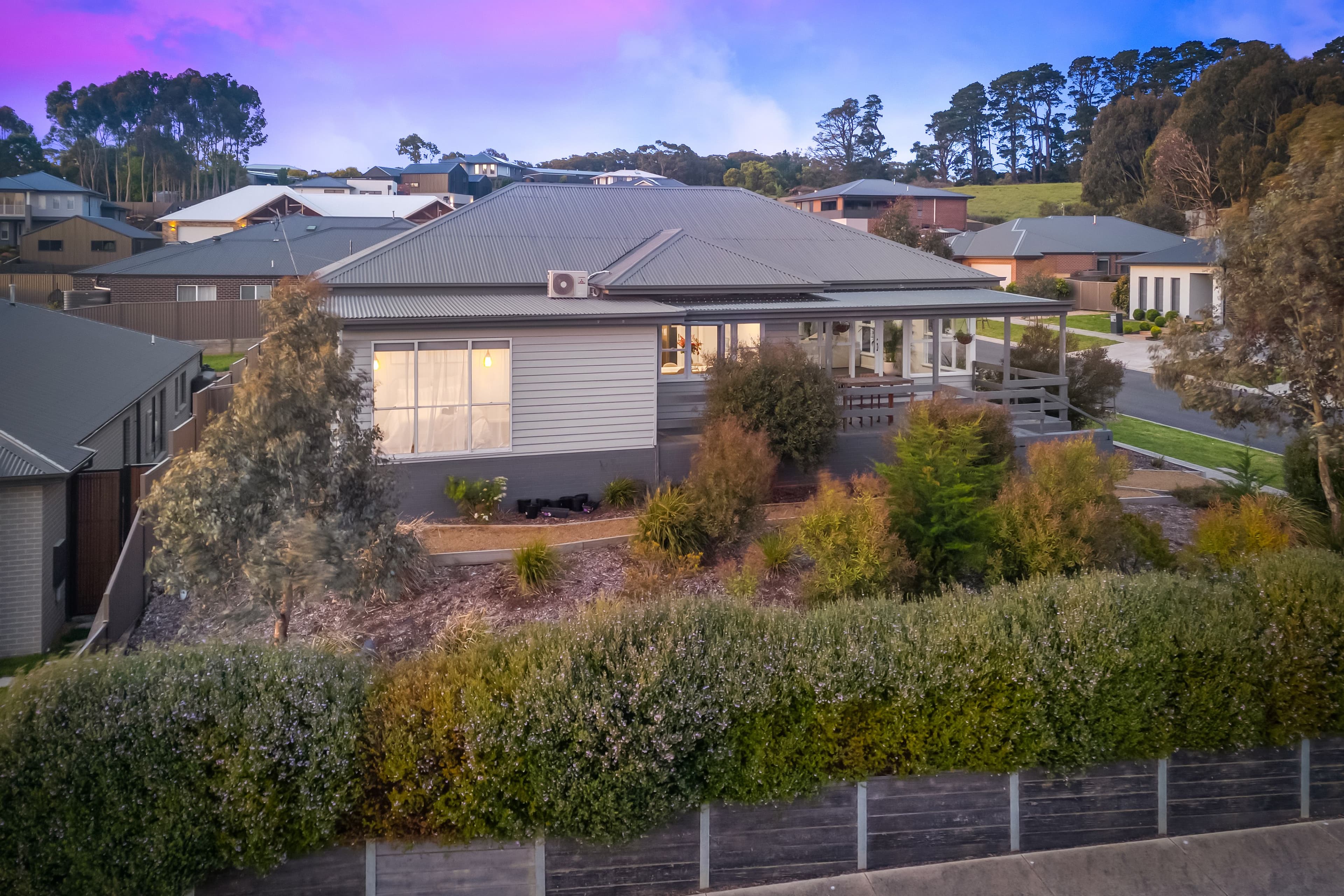 4 Home Valley Chase, Brown Hill VIC 3350, Brown Hill - Thumbnail 2