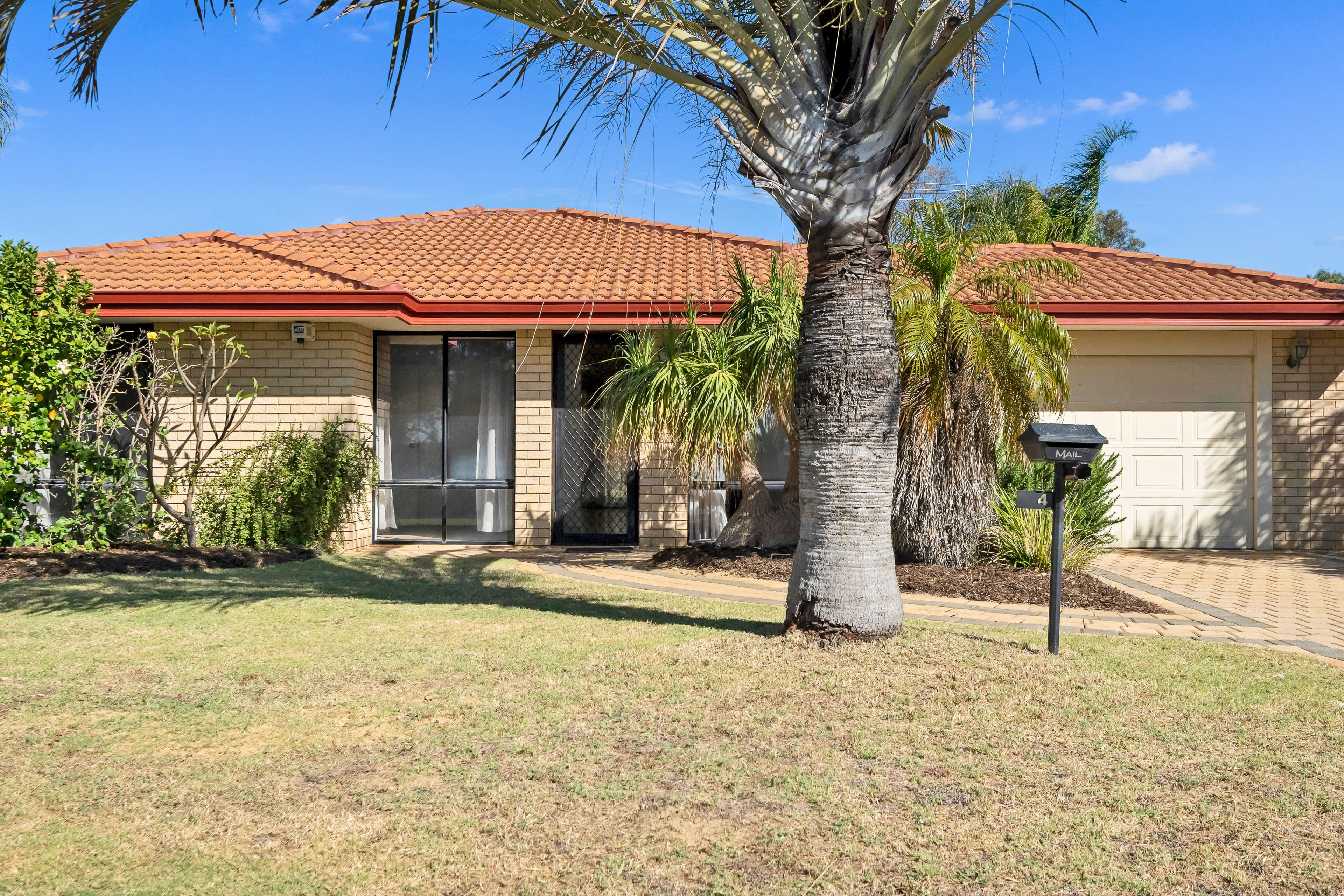 4 Hemmings Close, Clarkson WA 6030, Clarkson - Image 1