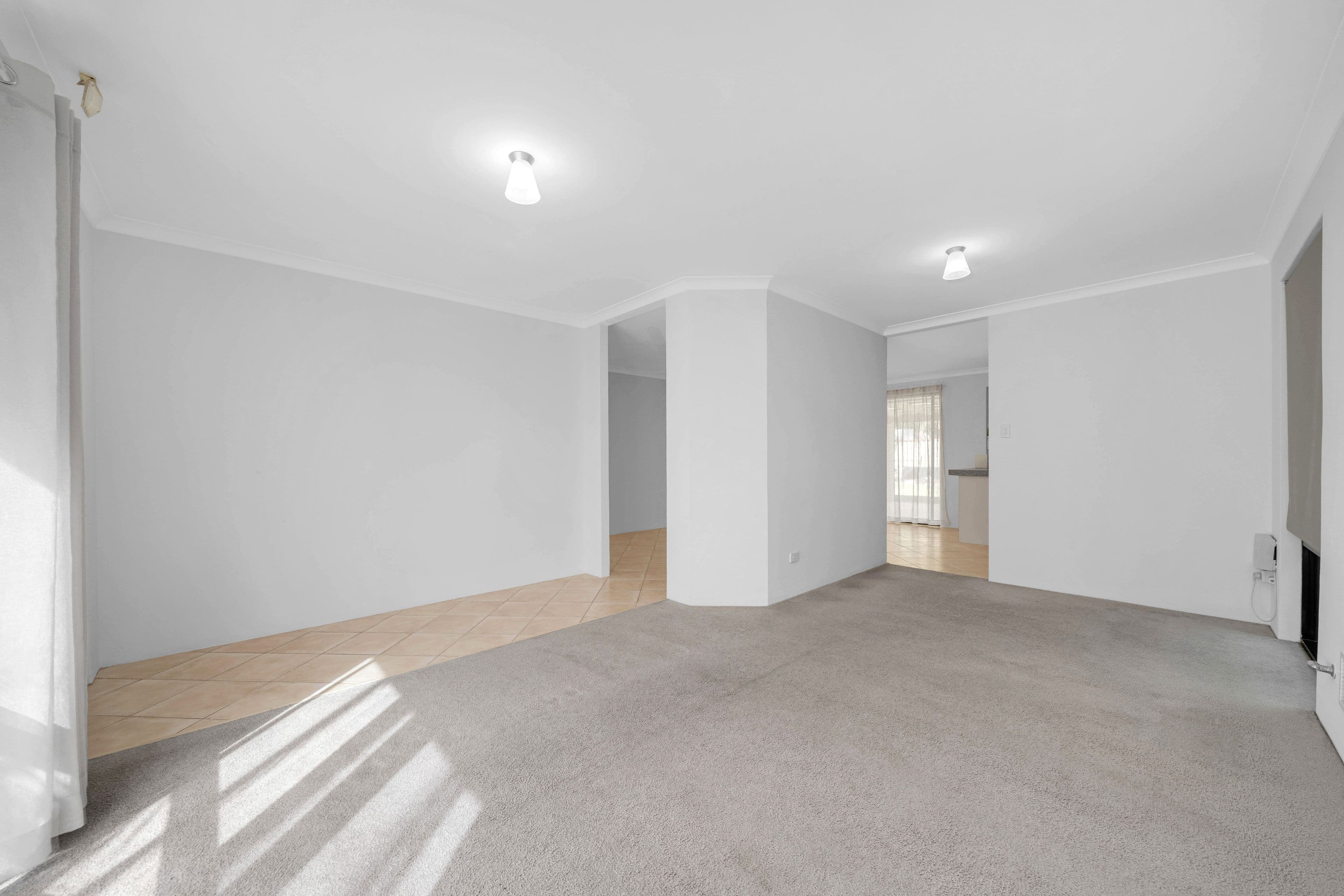 4 Hemmings Close, Clarkson WA 6030, Clarkson - Thumbnail 3