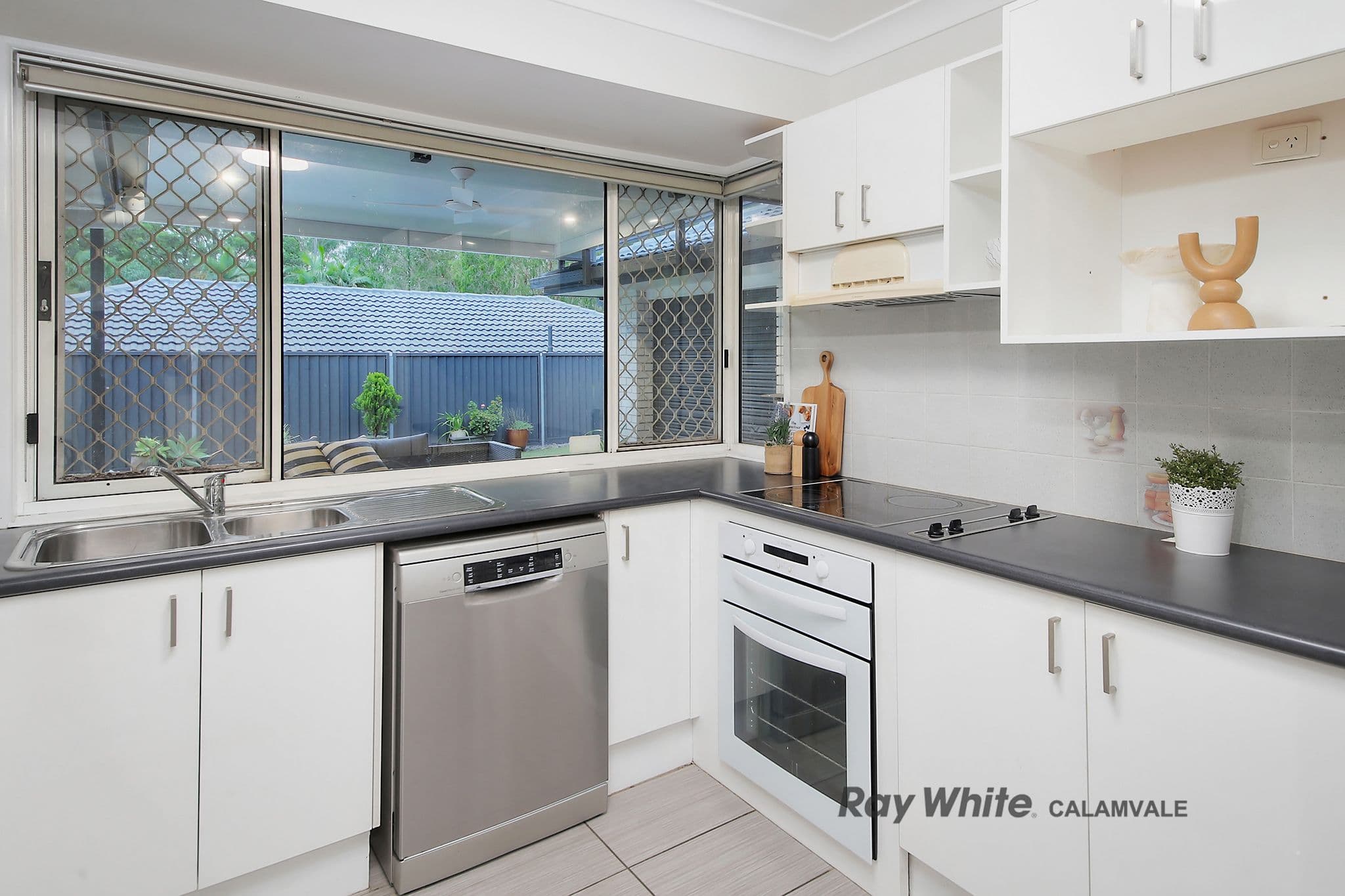 39 Cressbrook Street, Forest Lake QLD 4078, Forest Lake - Thumbnail 8