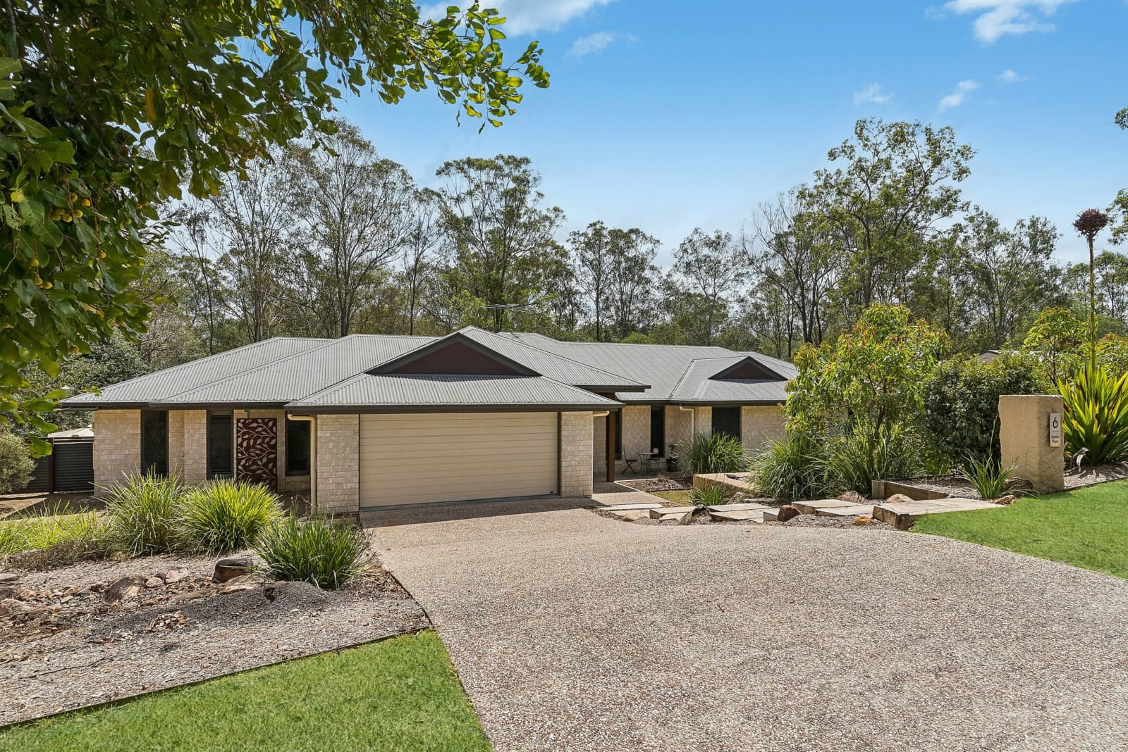6 Merlot Place,Pine Mountain, Pine Mountain - Thumbnail 2