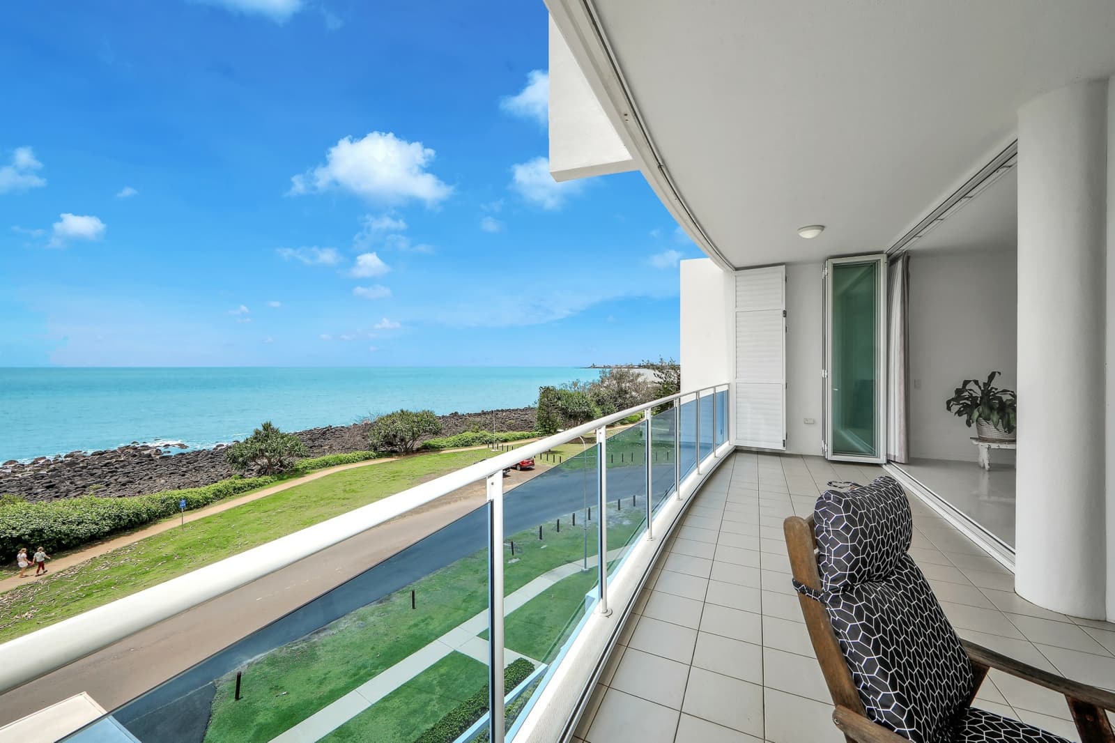 11/15 Esplanade,Bargara, Bargara - Image 1