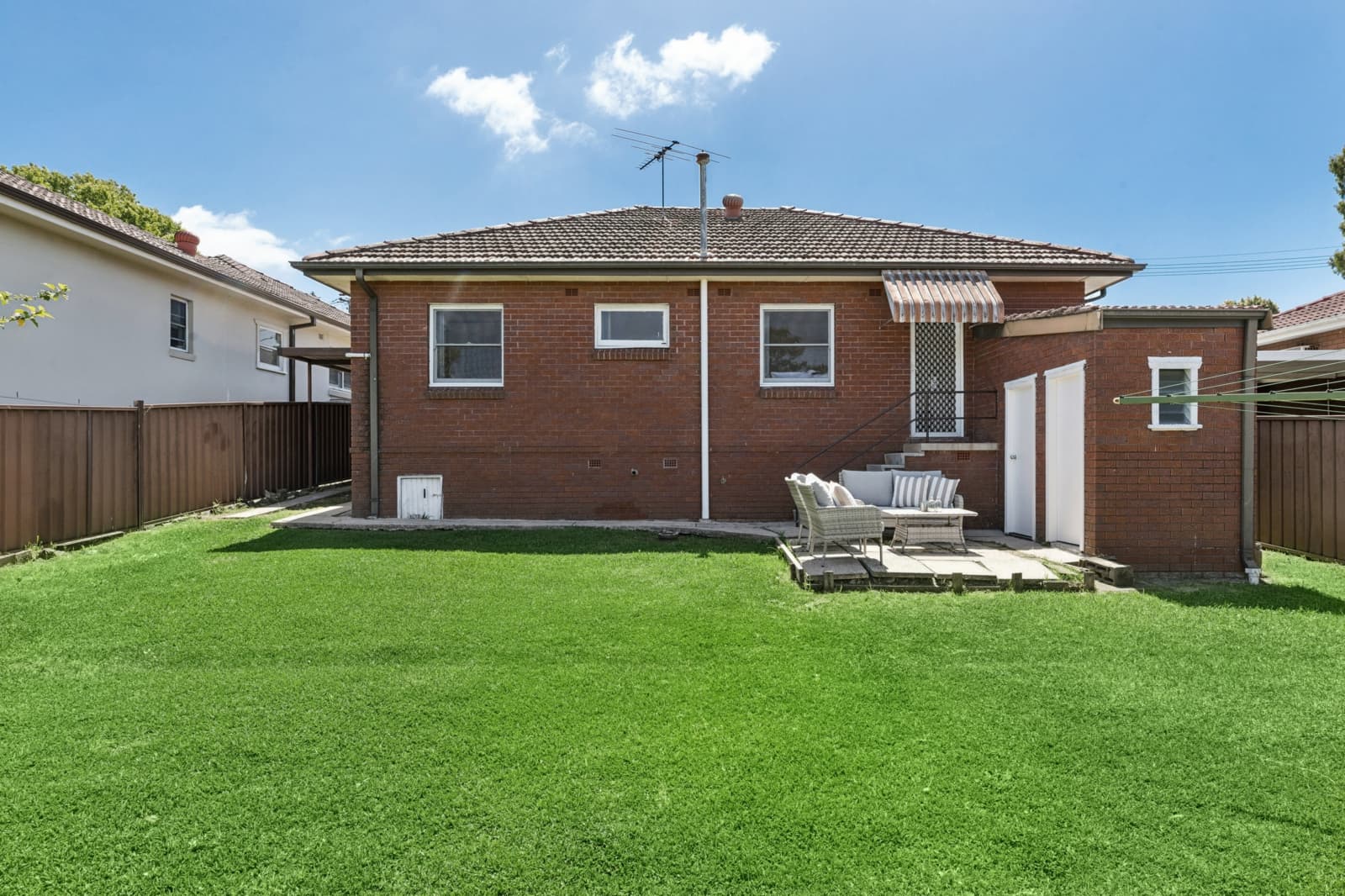 24 Lesley Crescent,Mortdale, Mortdale - Thumbnail 4