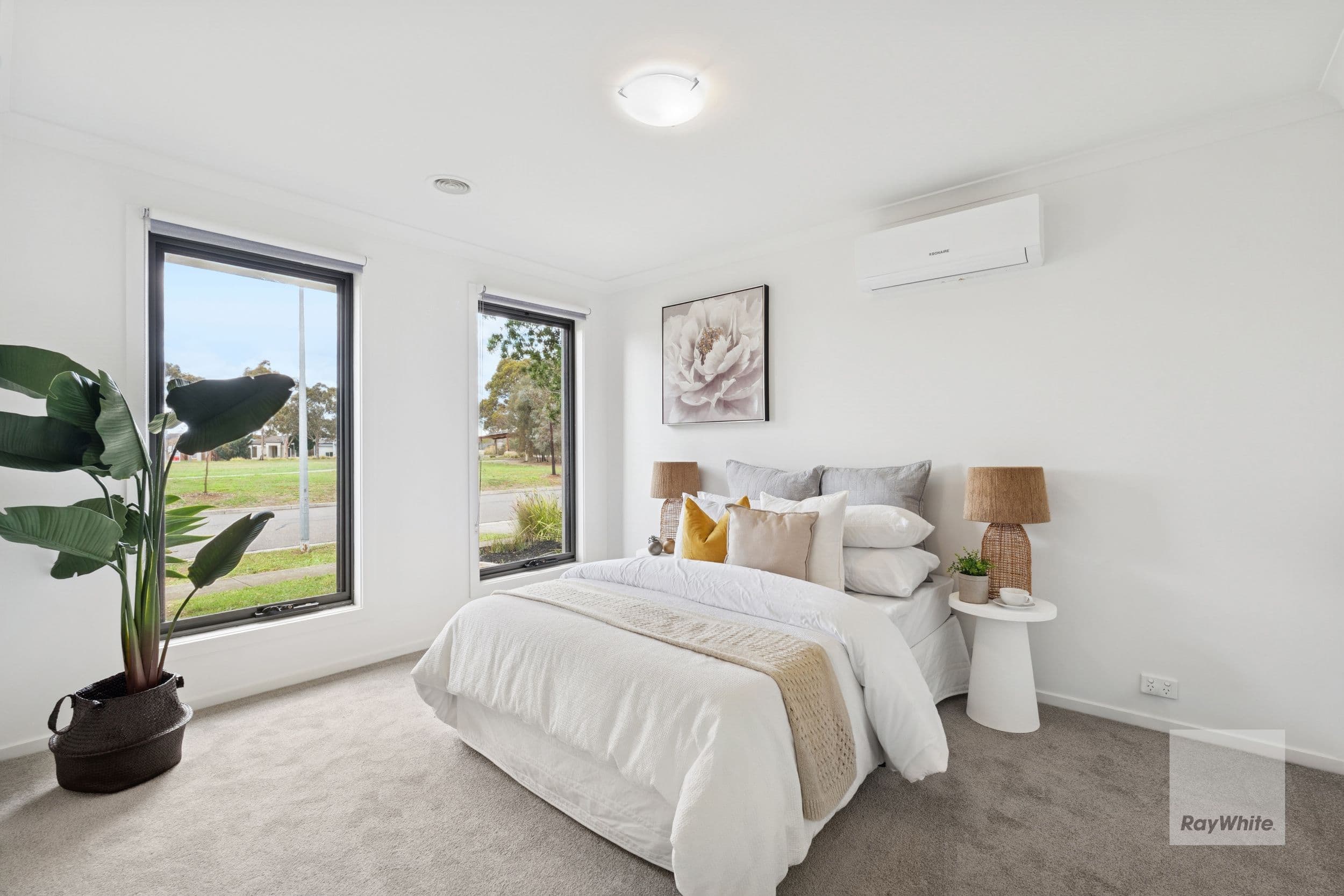 33 Burswood Drive, Wyndham Vale VIC 3024, Wyndham Vale - Thumbnail 2