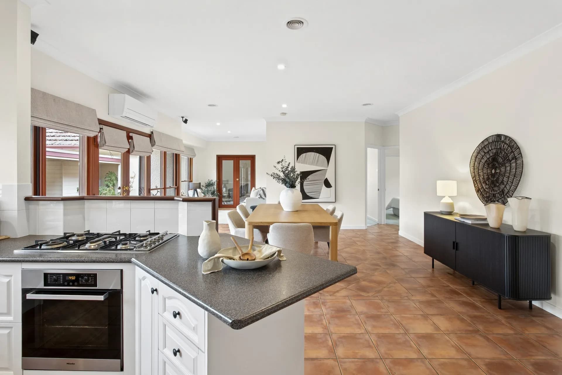 4  Solander Place, Yarralumla., Yarralumla - Thumbnail 7