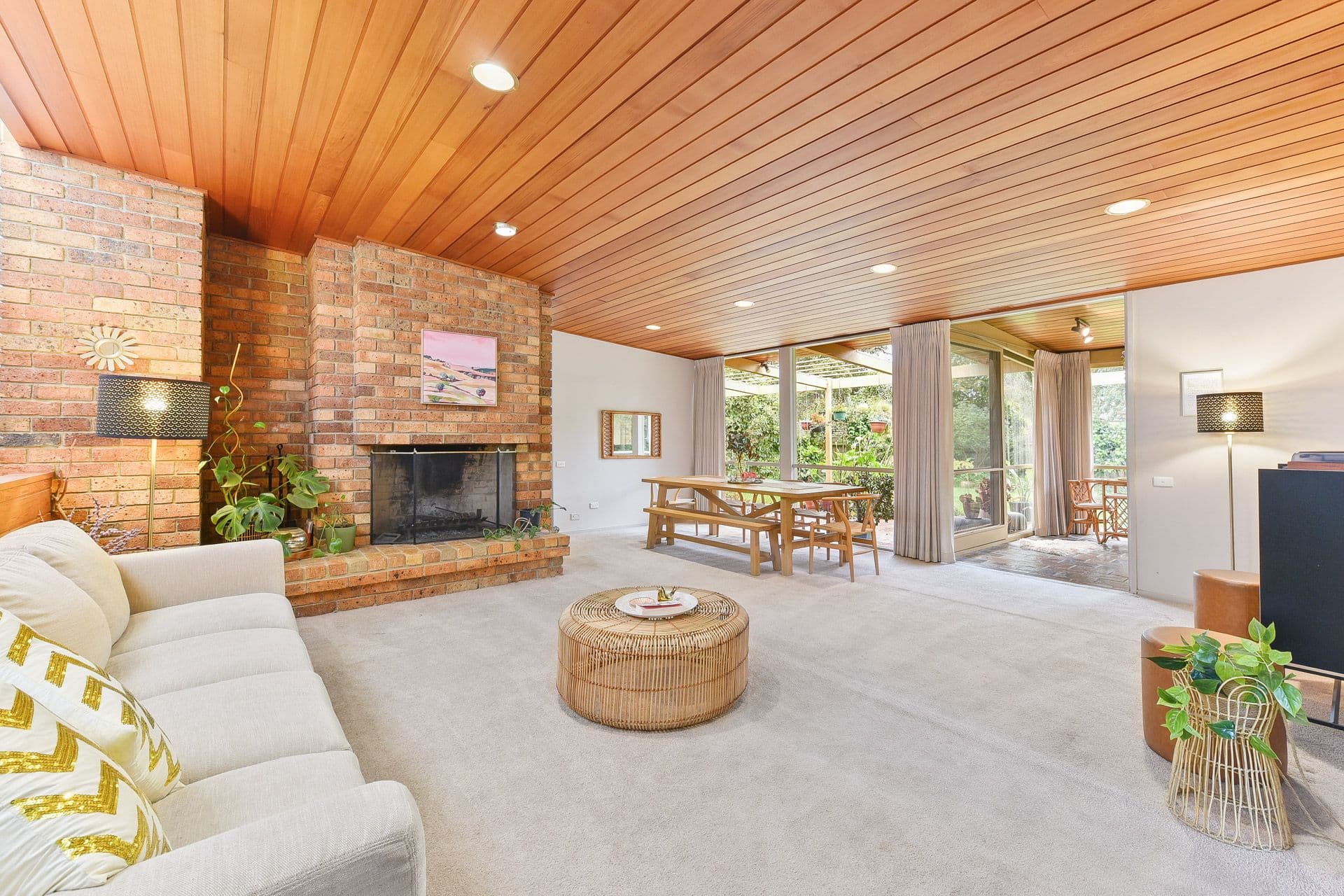 9 Rythdale Court, Glen Waverley VIC 3150, Glen Waverley - Thumbnail 2