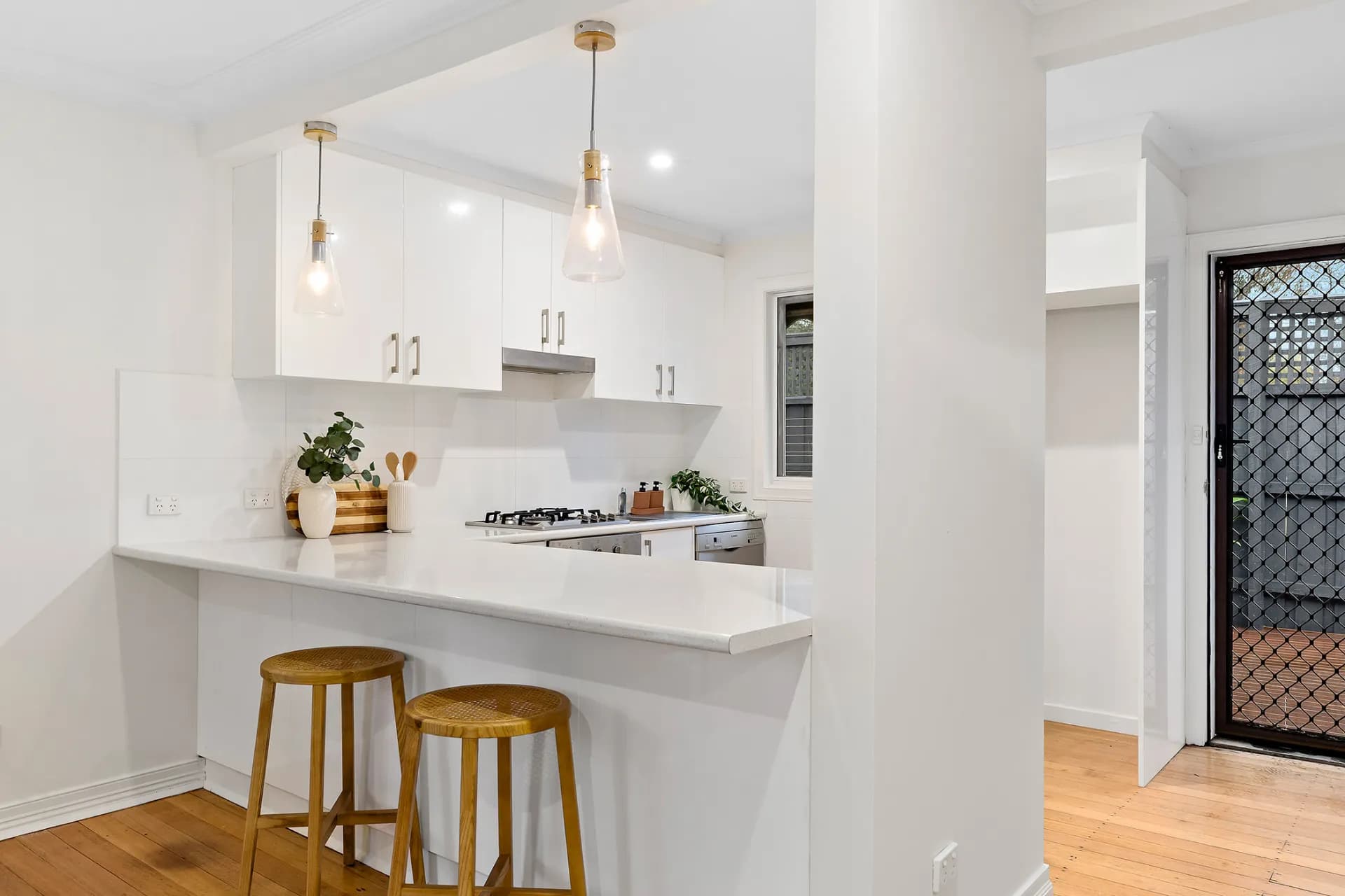 2/33-35 Linacre Road, Hampton., Hampton - Thumbnail 4