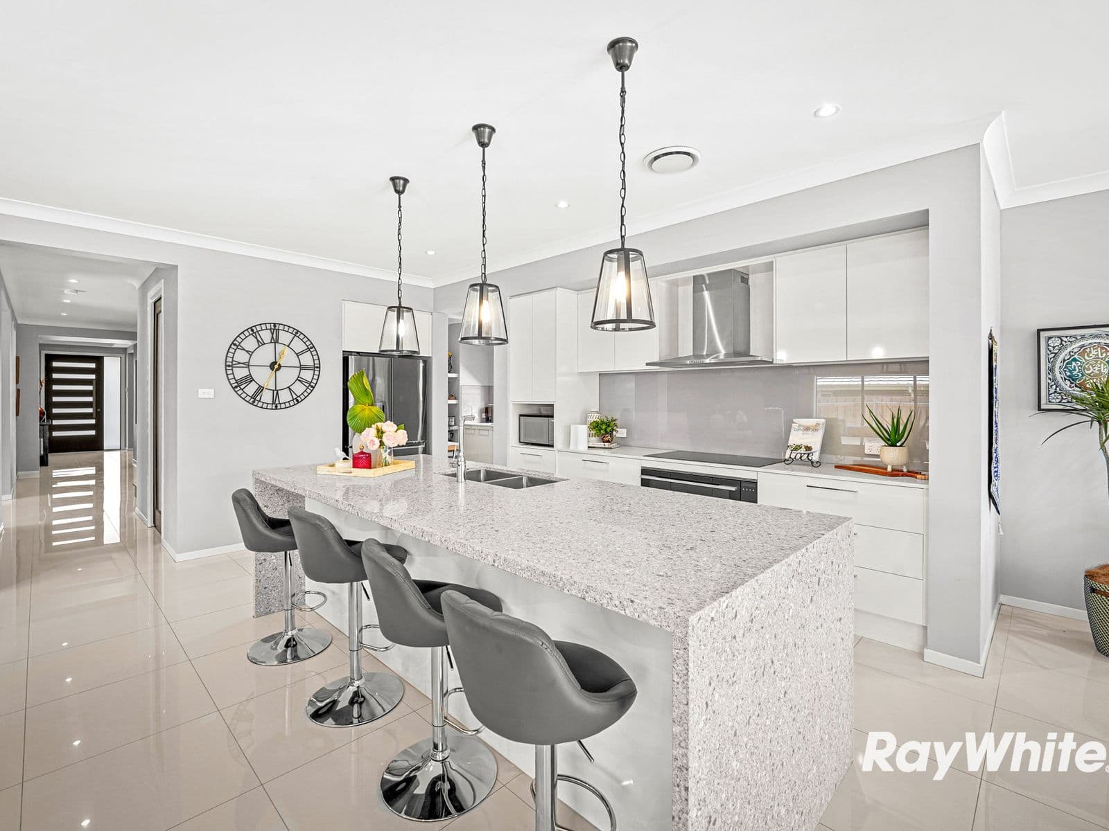 3 Glencoe Circuit, Gables - Thumbnail 7