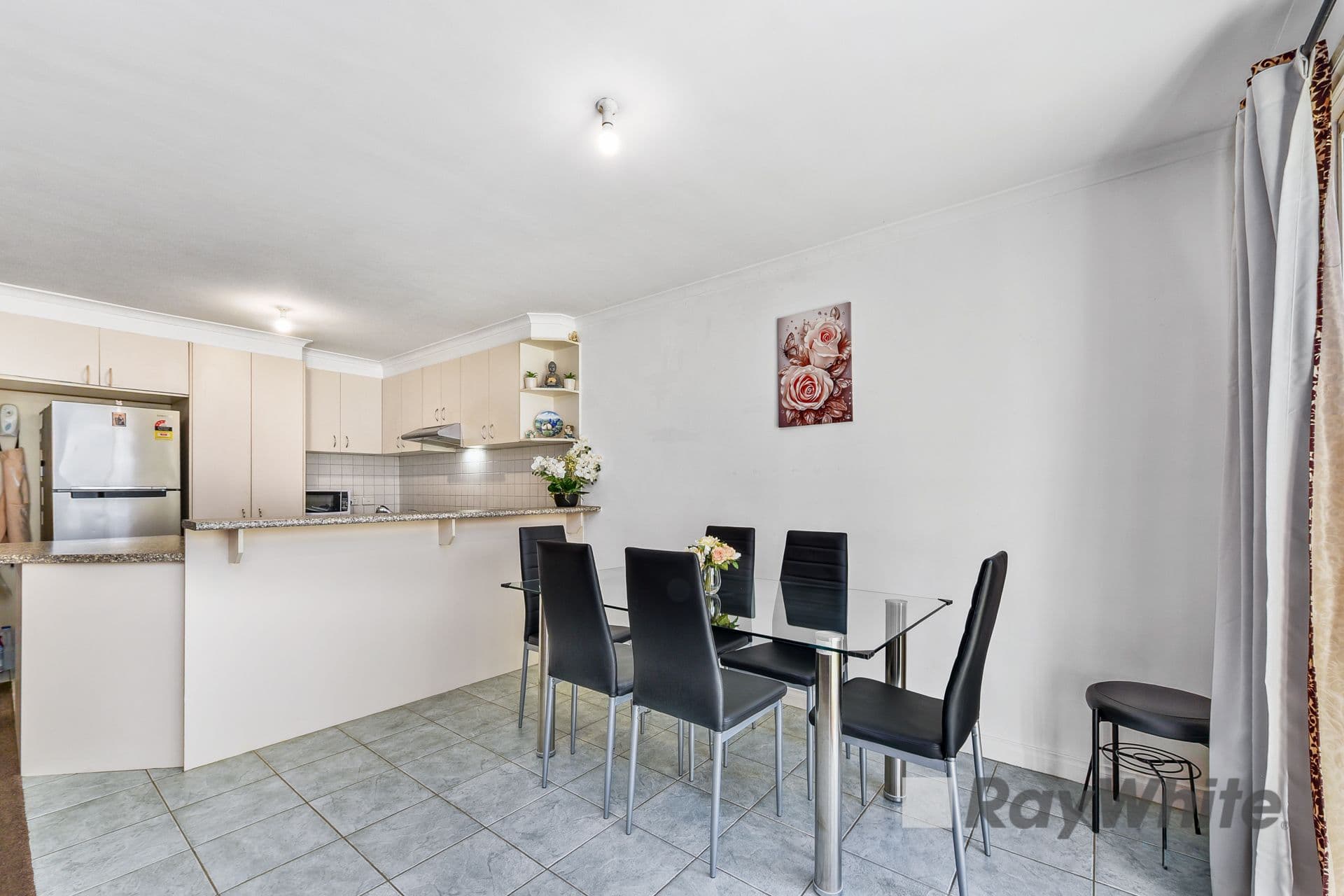 8 Larbert Road, Noble Park VIC 3174, Noble Park - Thumbnail 4
