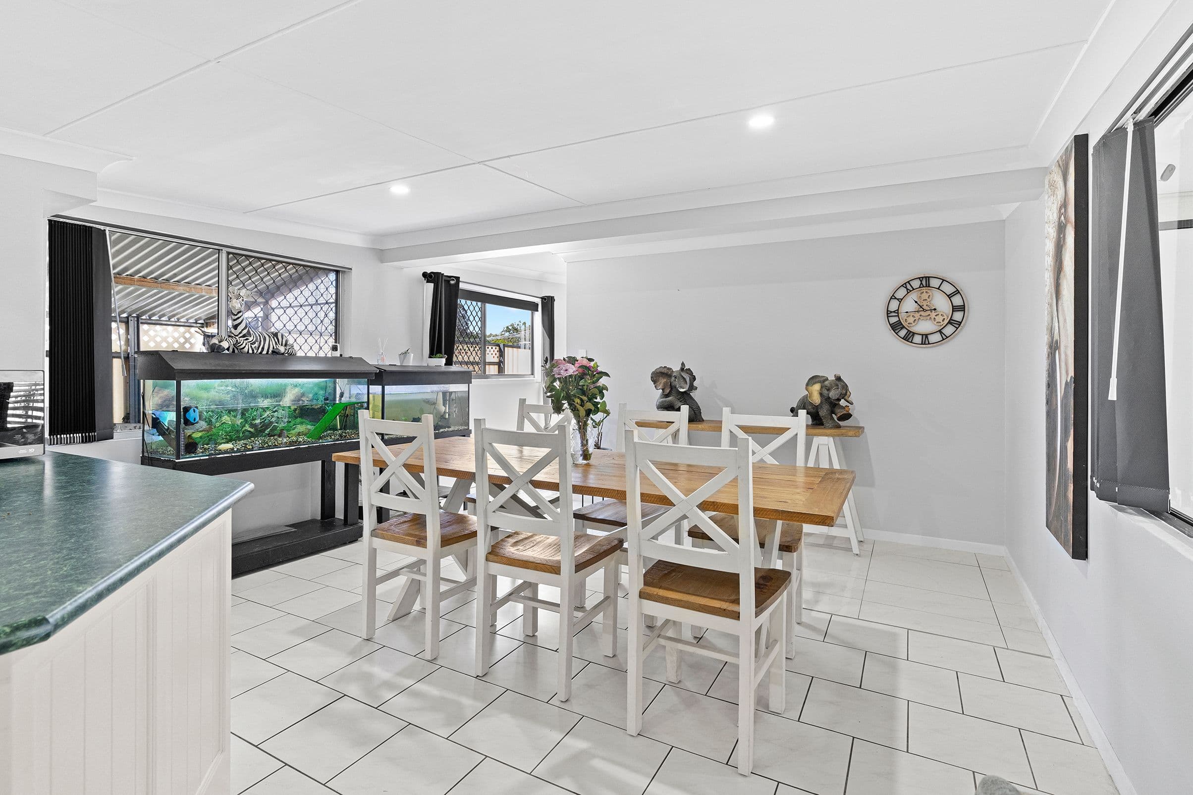 4 Breynia Street, Kingston QLD 4114, Kingston - Thumbnail 3