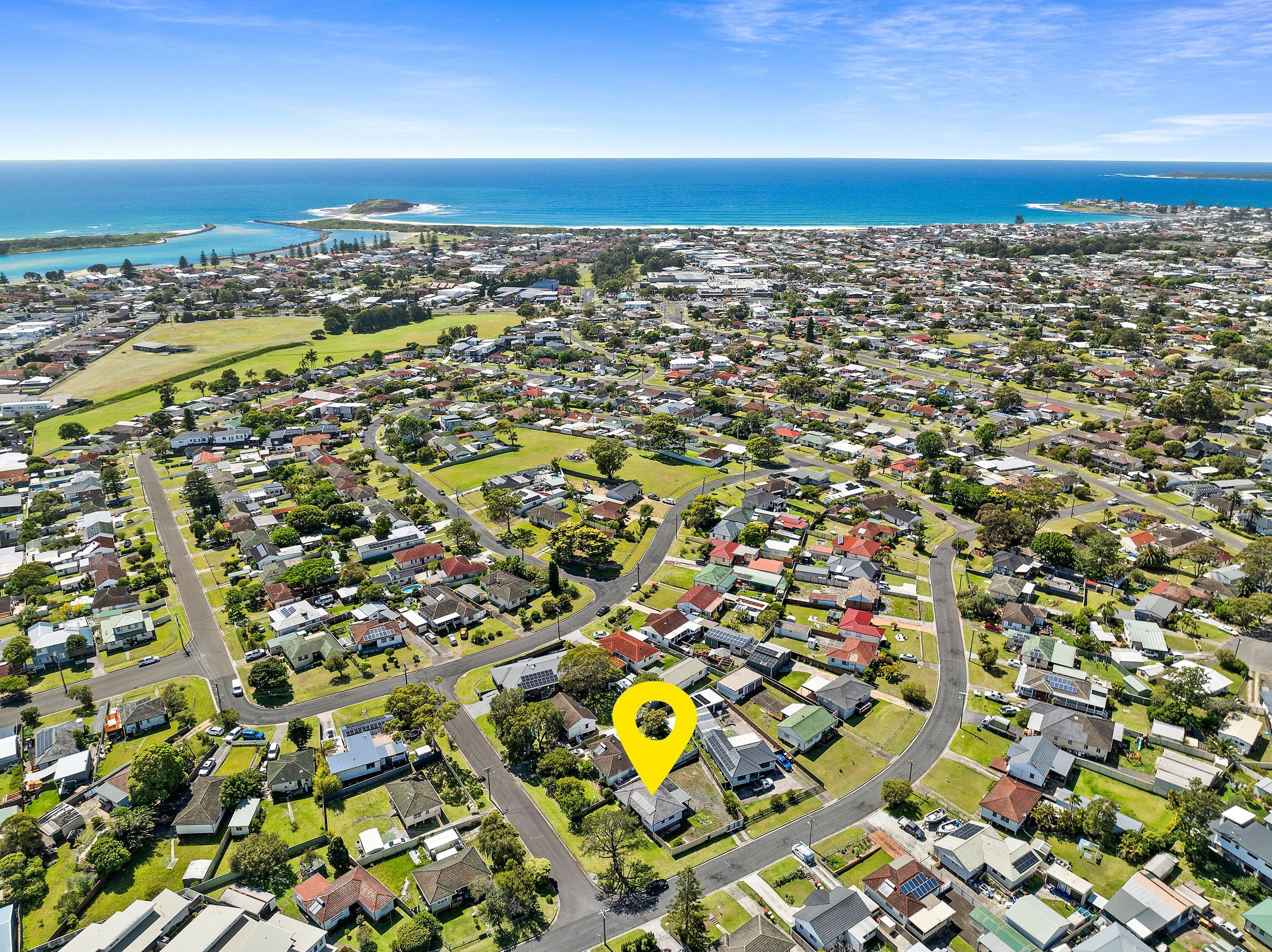2 Roydon Avenue, Lake Illawarra NSW 2528, Lake Illawarra - Image 1