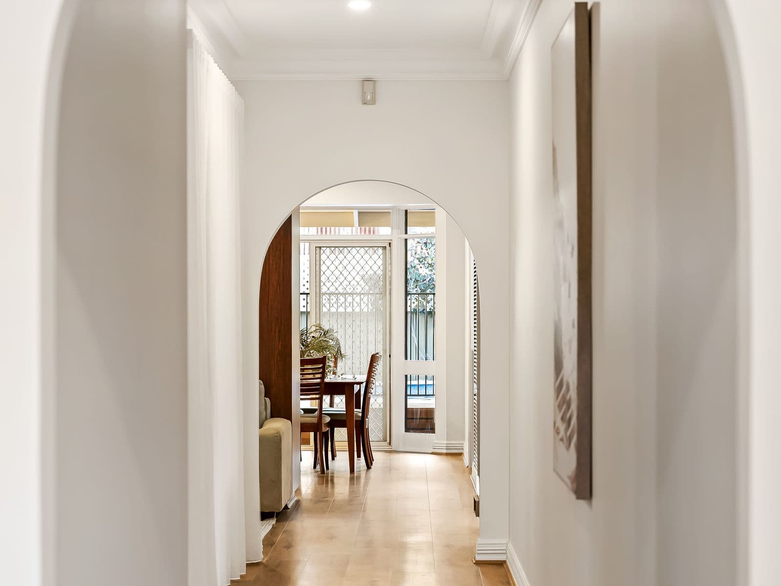 12A South Terrace, Semaphore - Thumbnail 2