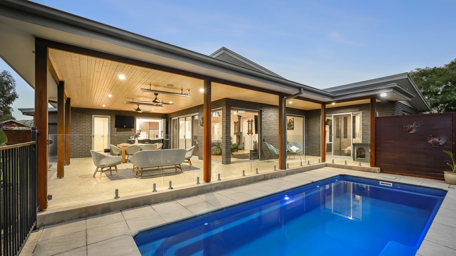 2 Village Court,Mansfield, Mansfield - Image 1