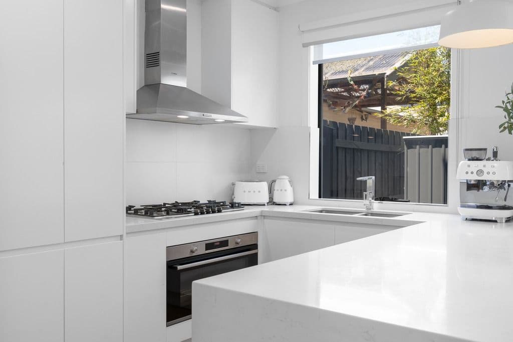 4 Williams Street, Mentone VIC 3194, Mentone - Thumbnail 3