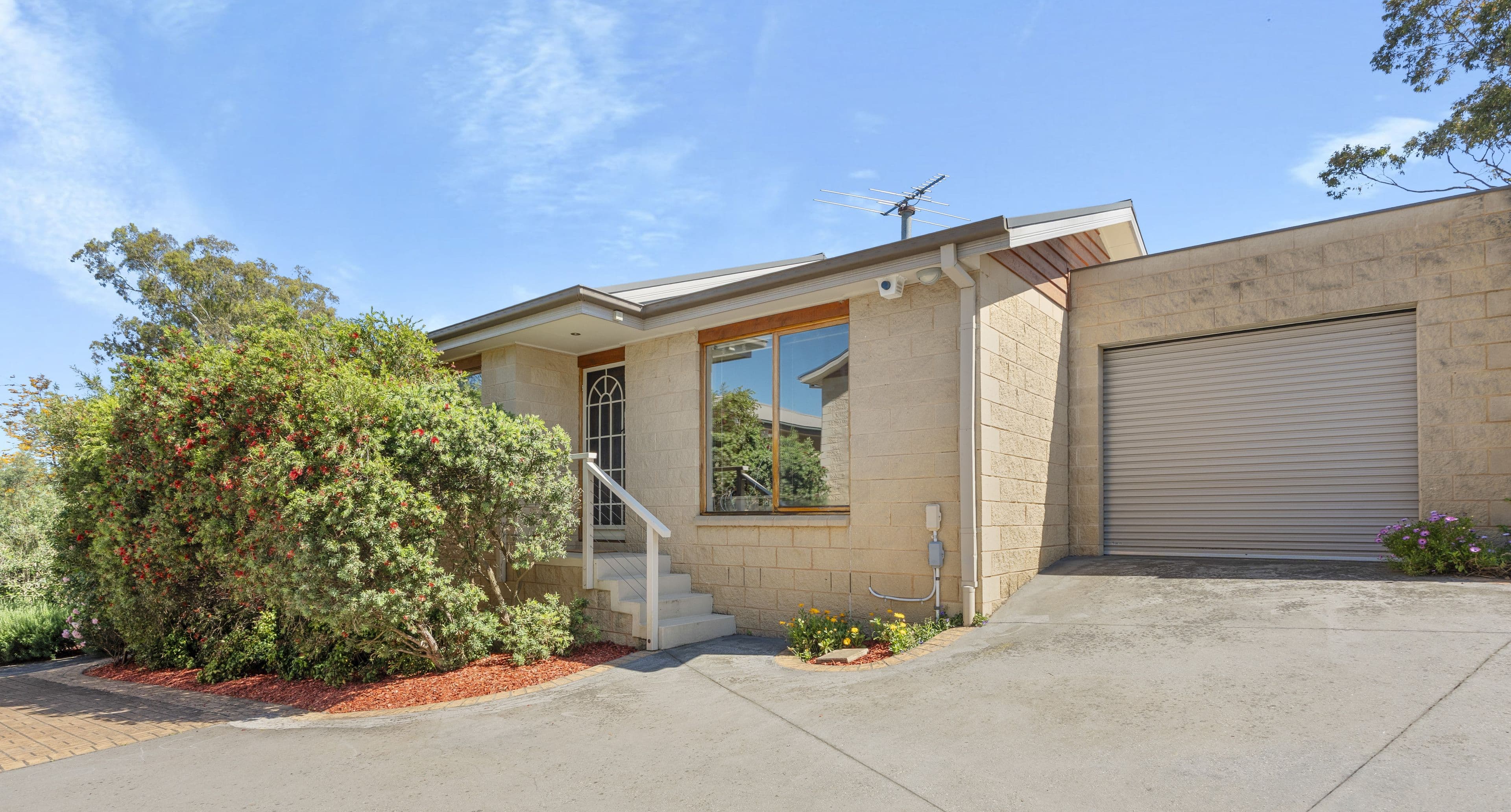 17 Silver Street, Eltham VIC 3095, Eltham - Image 1