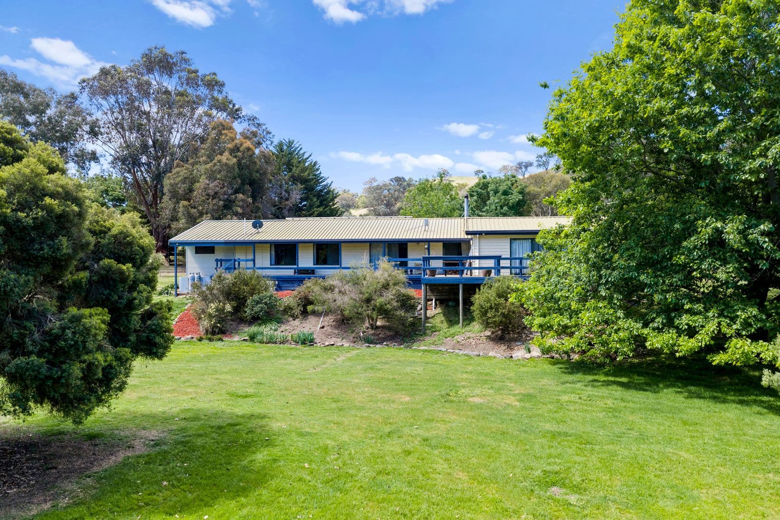 74 Kiernans Road, Bonnie Doon VIC 3720, Bonnie Doon - Thumbnail 2