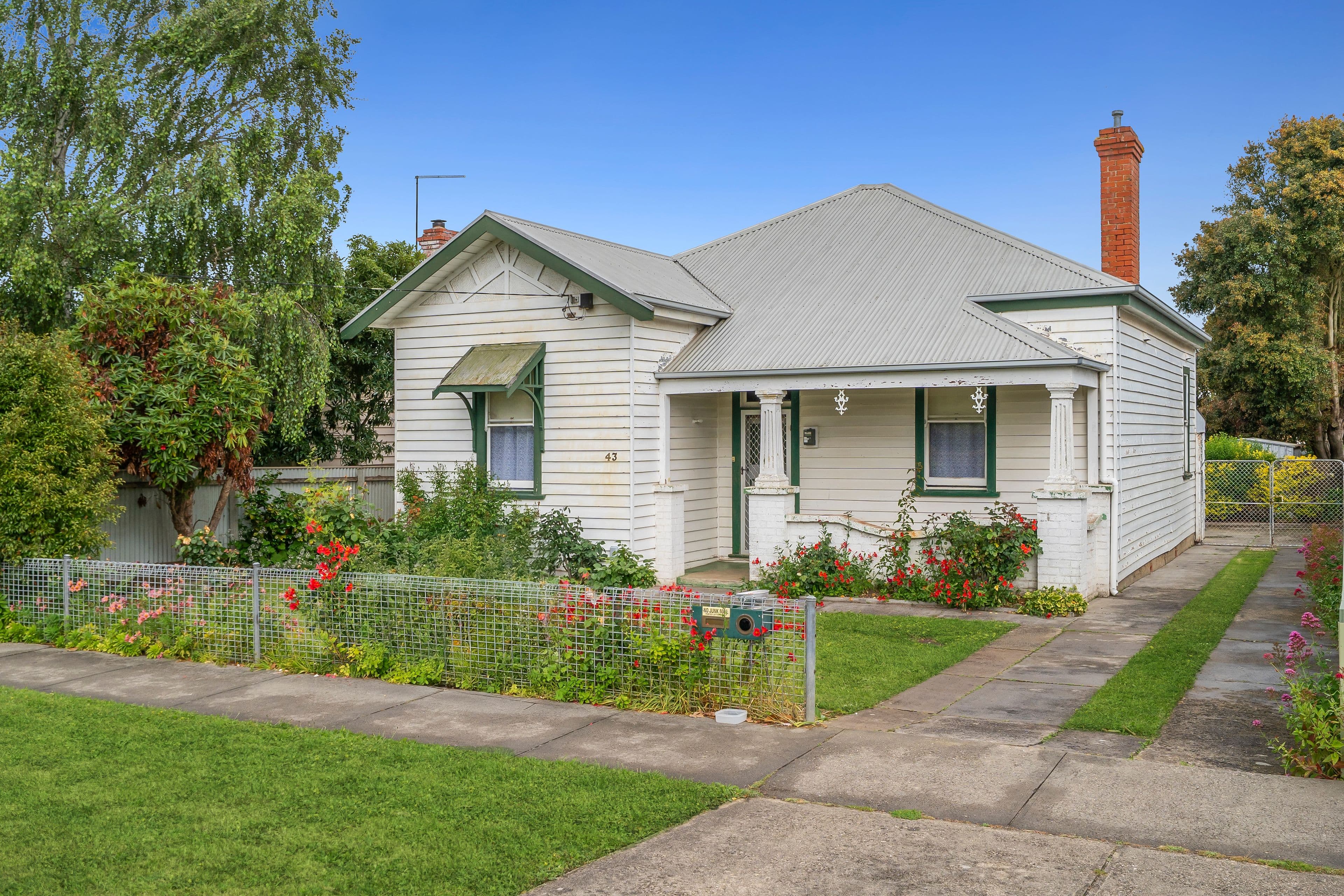 43 Hart Street, Colac VIC 3250, Colac - Image 1
