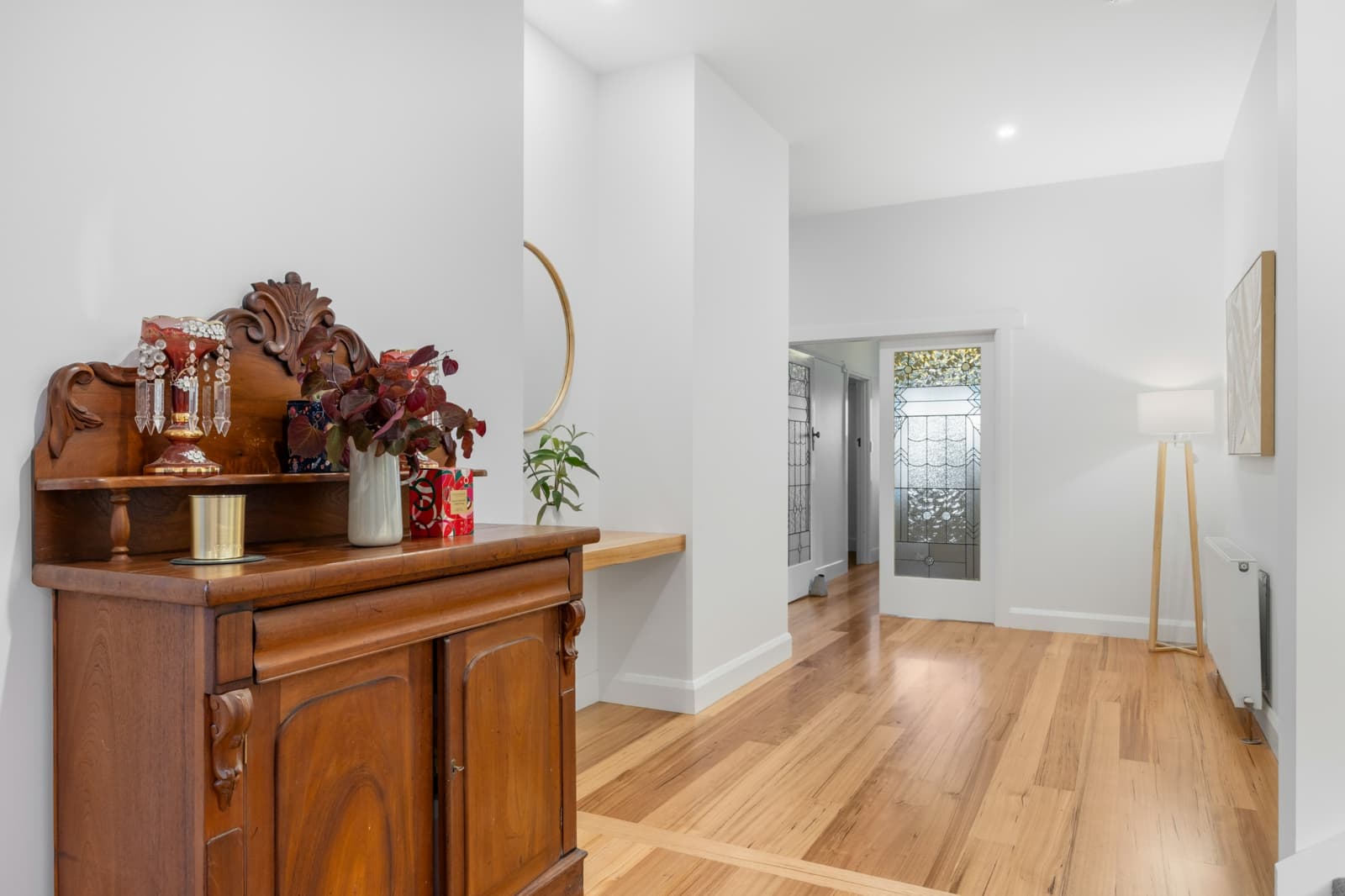 1123 Gregory Street,Lake Wendouree, Lake Wendouree - Thumbnail 2
