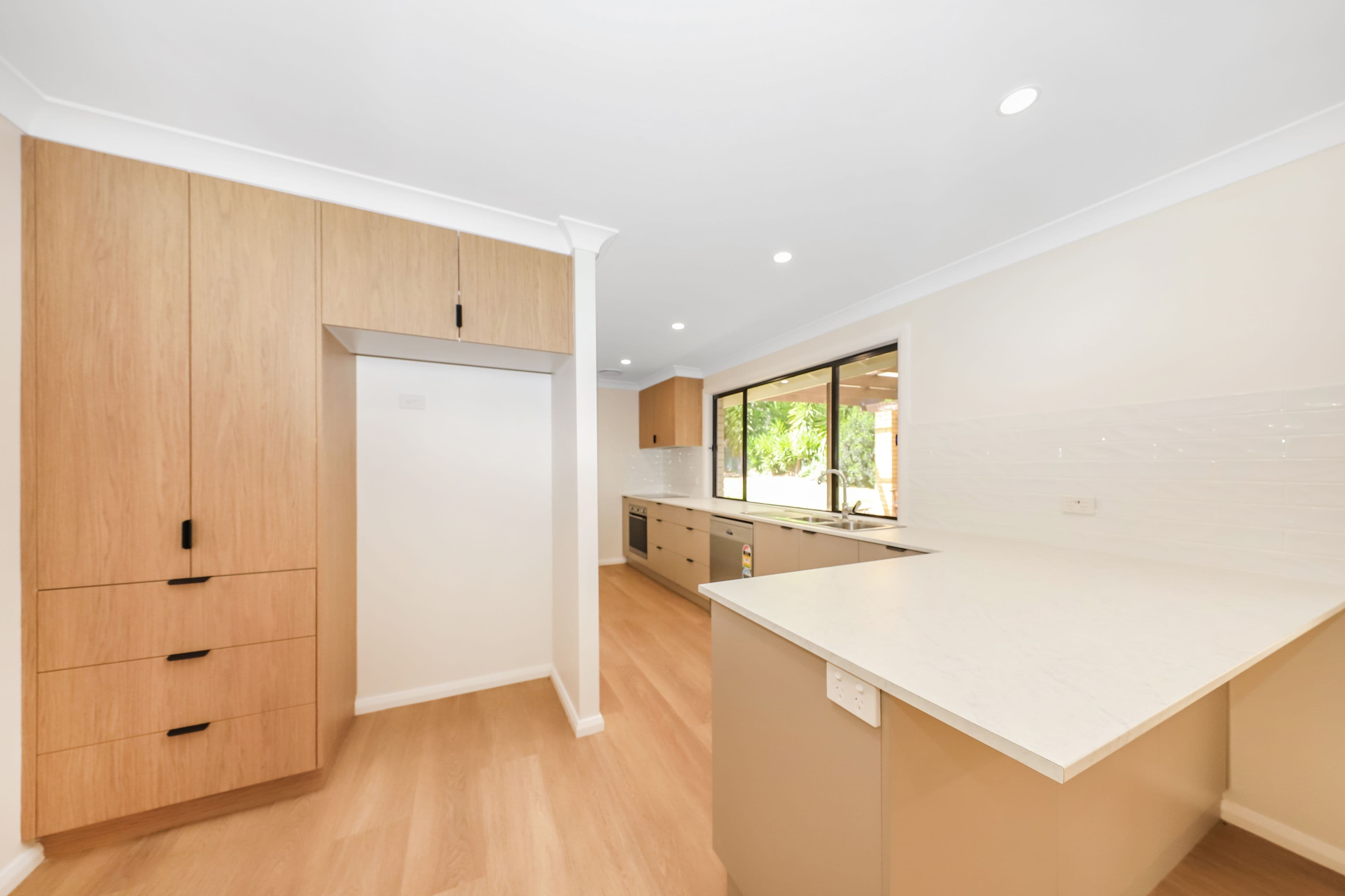 10 Kirra Street, Tumut NSW 2720, Tumut - Thumbnail 3