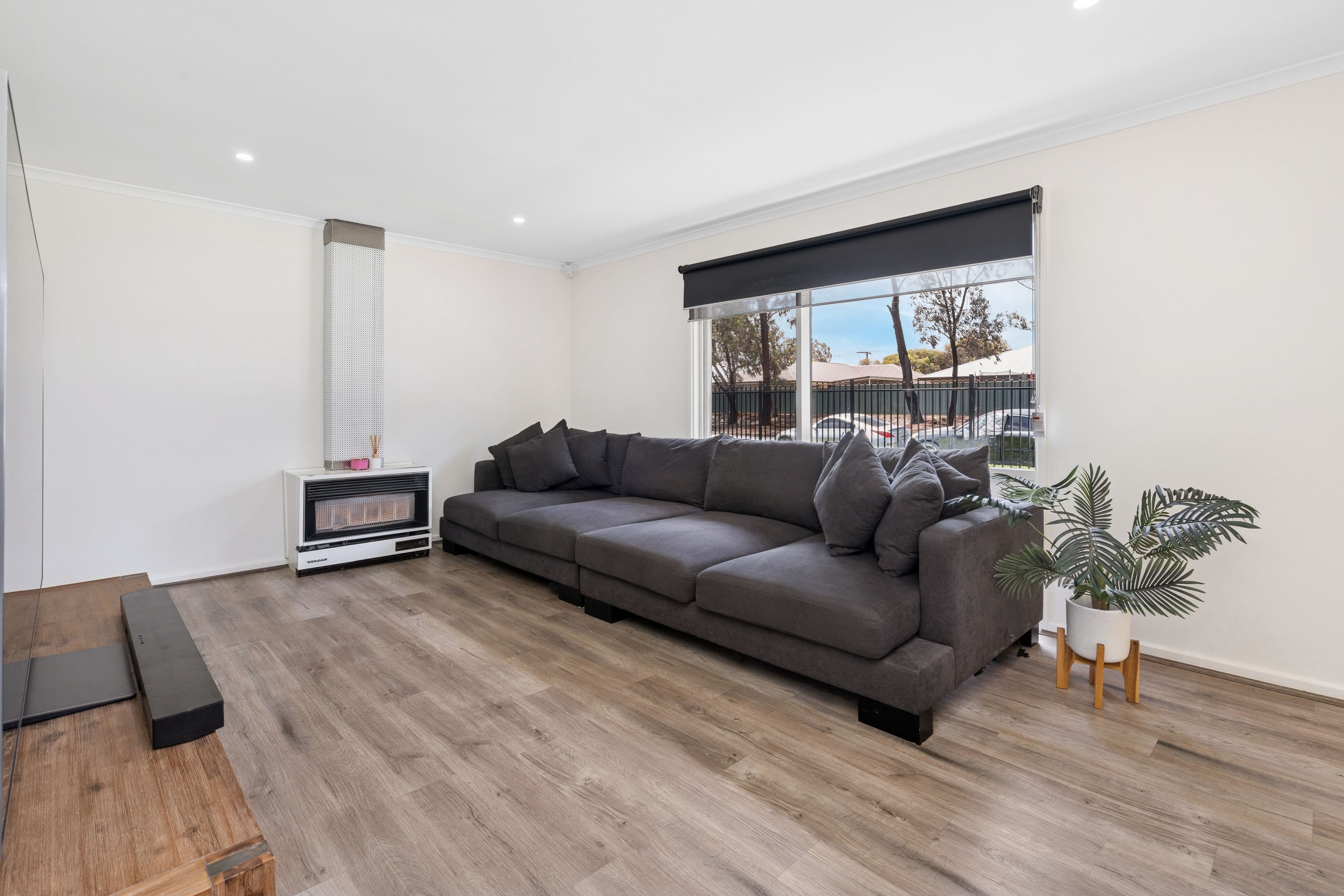 130 Diment Road, Salisbury North SA 5108, Salisbury North - Thumbnail 5
