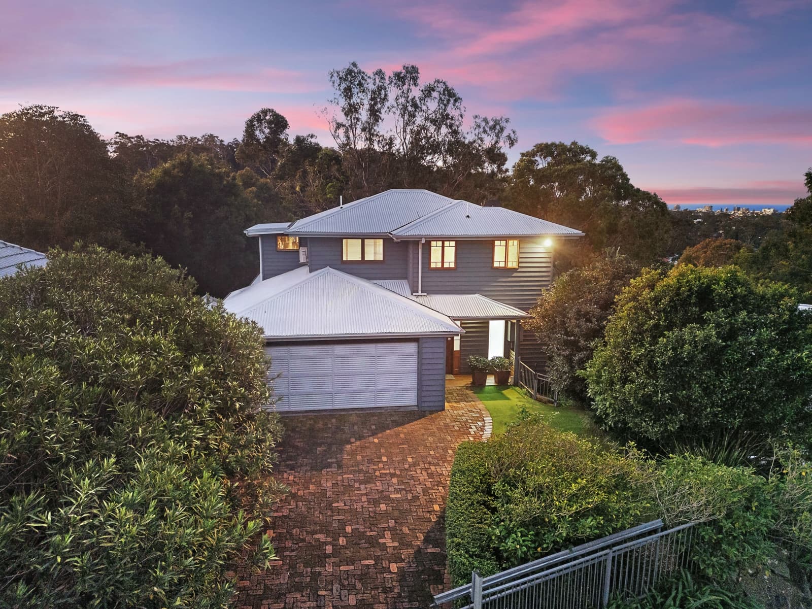 30 Killara Street,Currumbin Waters, Currumbin Waters - Image 1