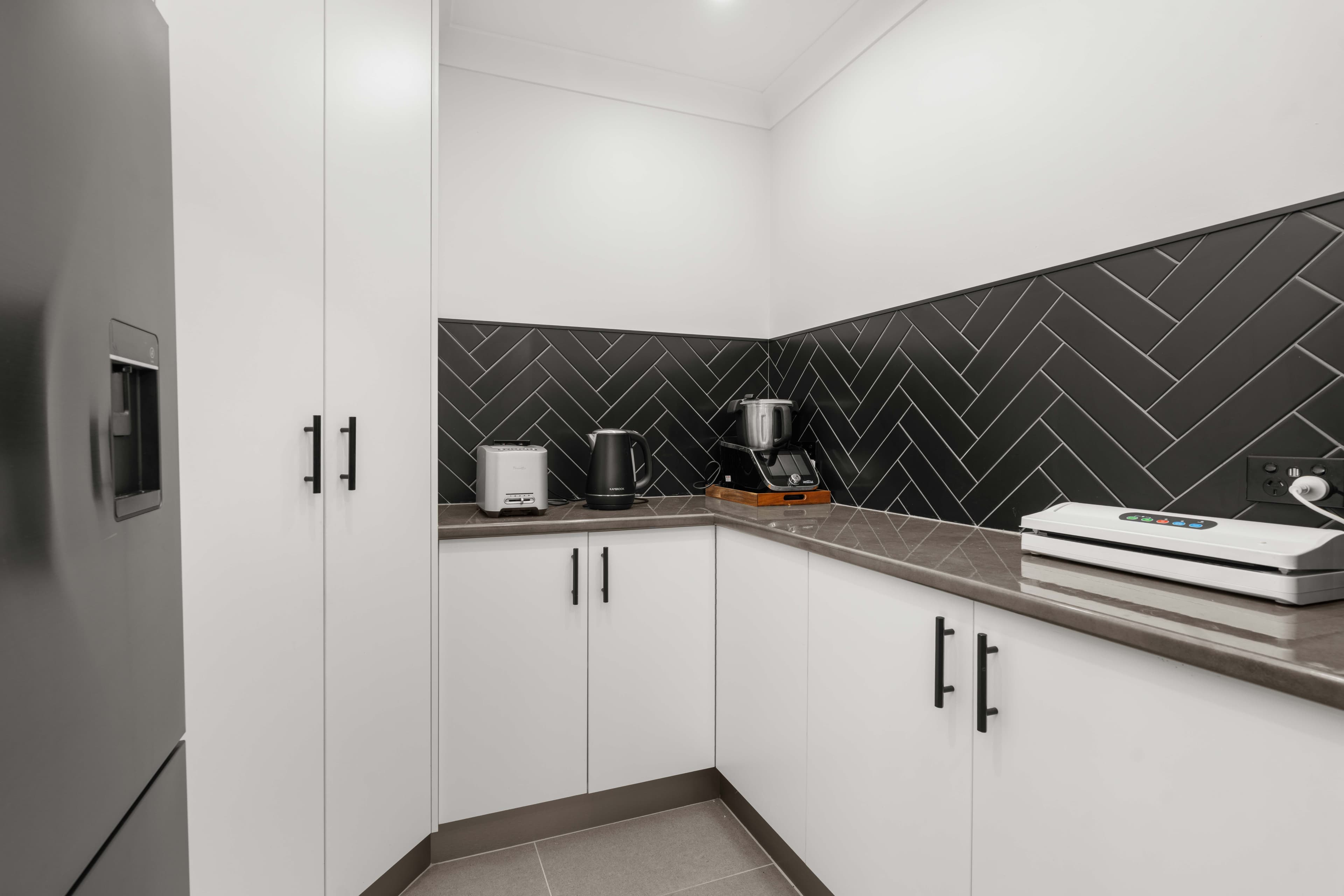 14 Jasmine Drive, Bomaderry NSW 2541, Bomaderry - Thumbnail 6