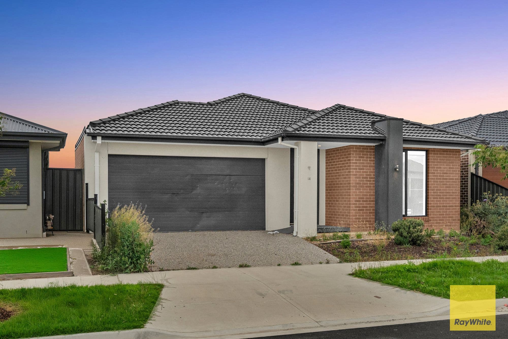 14 Eshal Crescent, Wyndham Vale VIC 3024, Wyndham Vale - Thumbnail 2