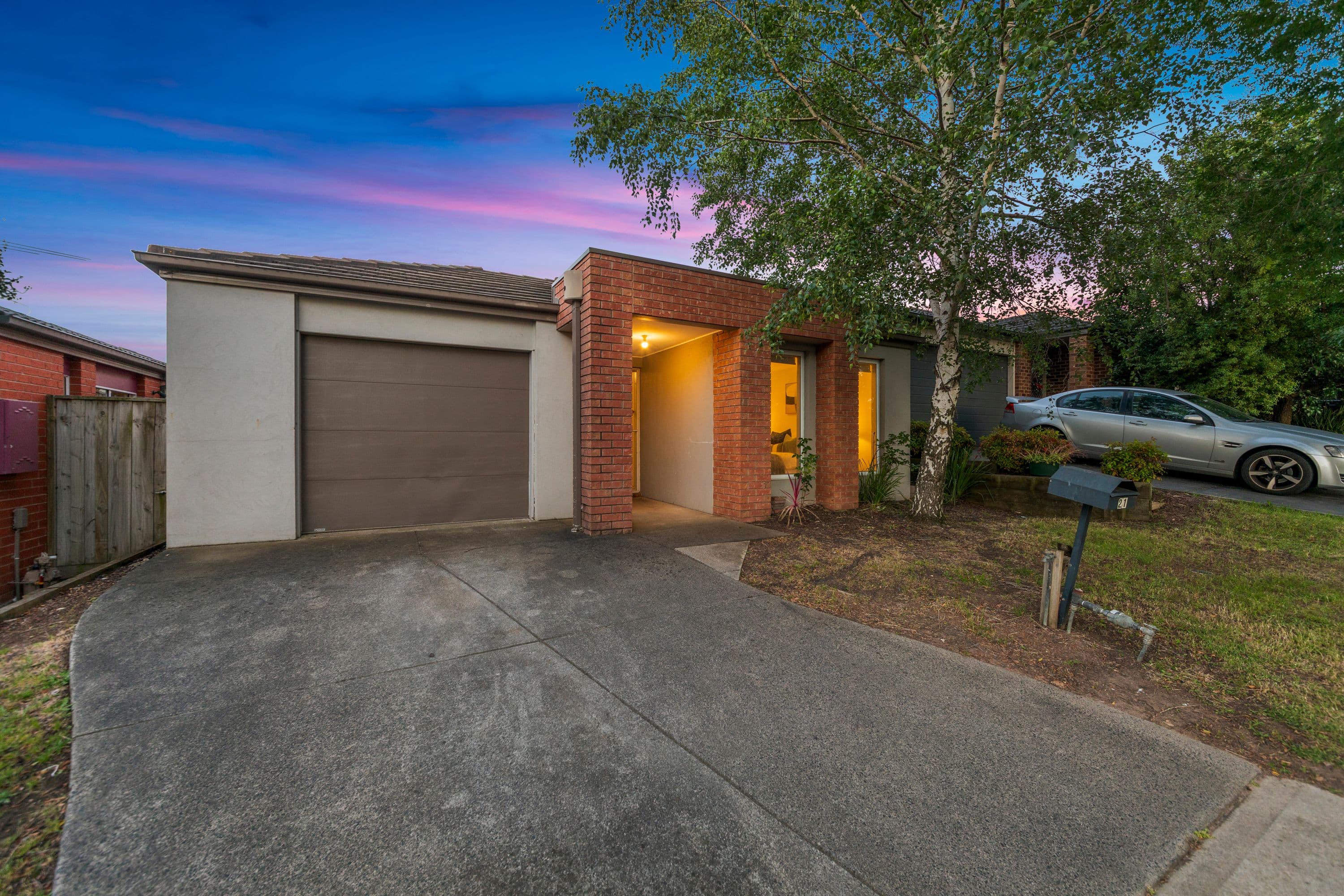 21 Kimberley Grove, Pakenham VIC 3810, Pakenham - Thumbnail 2