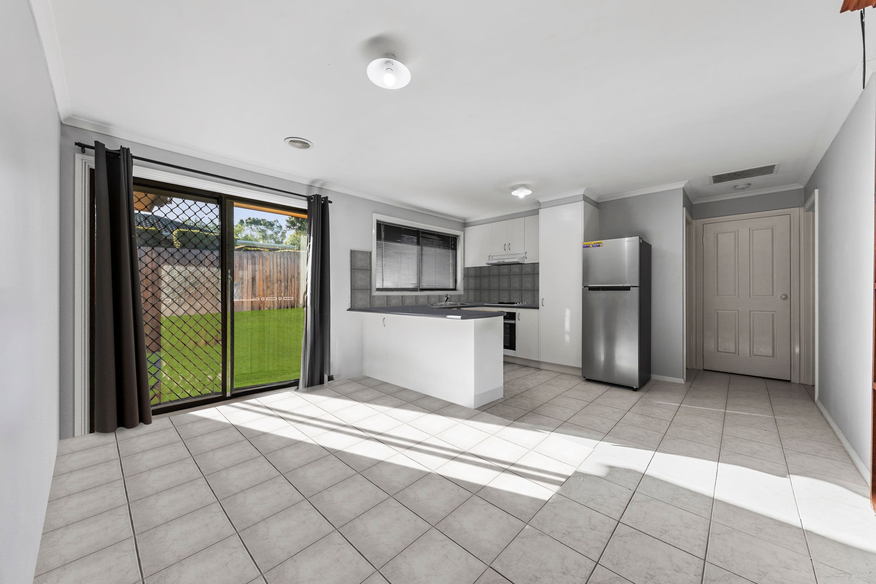 12 Meaby Drive, Pakenham VIC 3810, Pakenham - Thumbnail 7