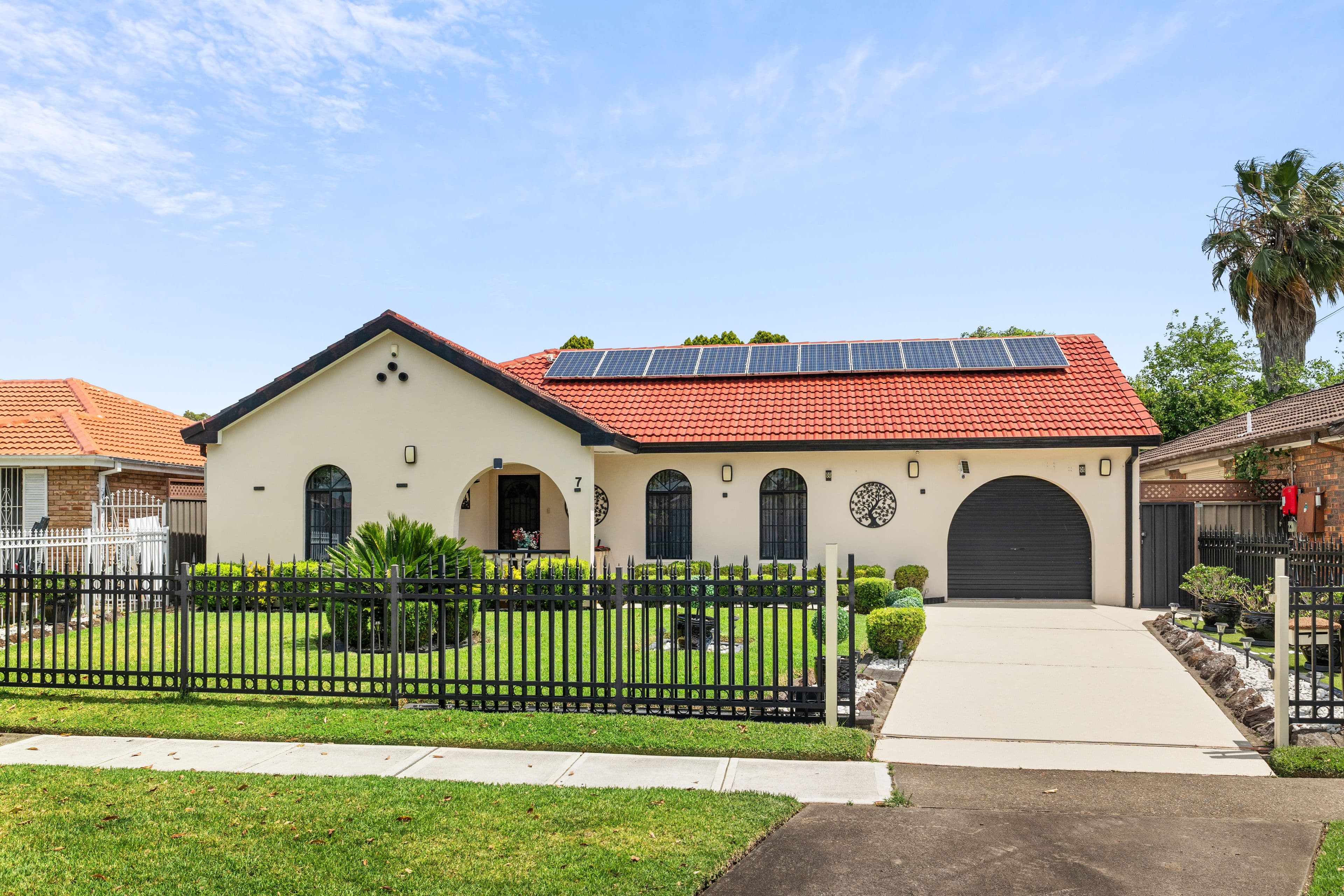 7 Brisbane Road, St Johns Park NSW 2176, St Johns Park - Image 1