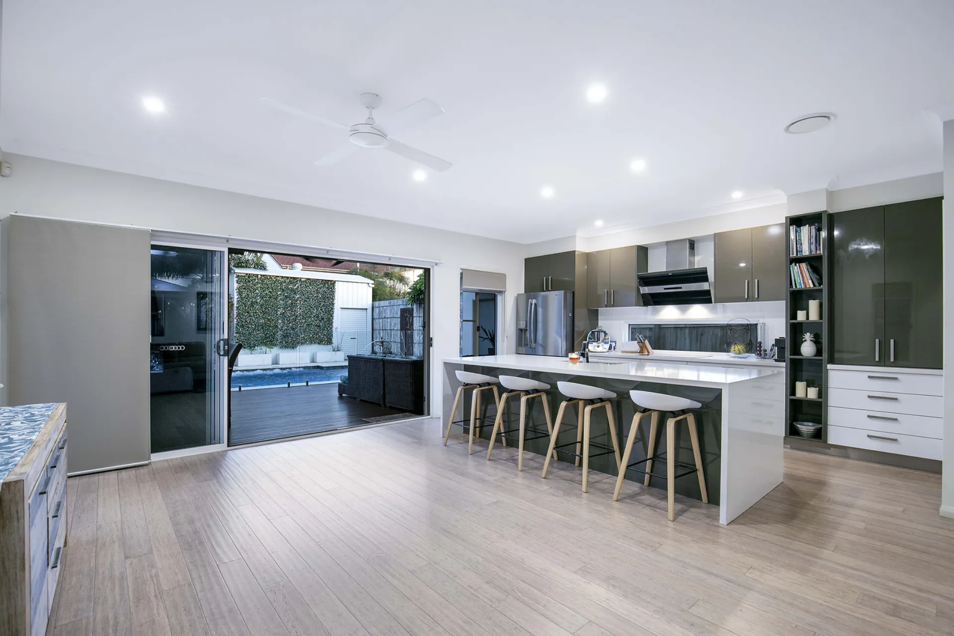92 Oxley Avenue, Woody Point, QLD, Woody Point - Thumbnail 6