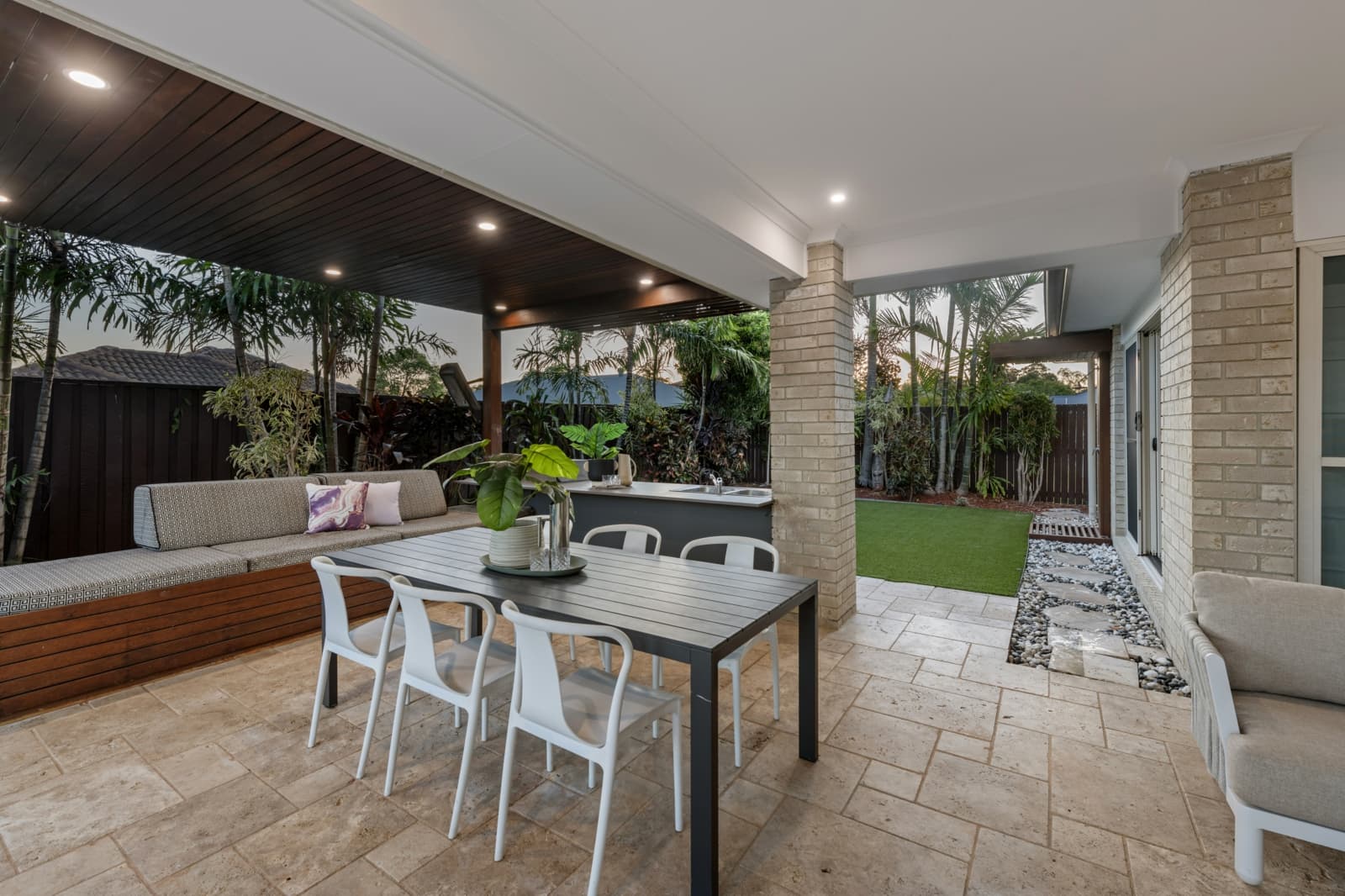 20 Hickory Street,Carseldine, Carseldine - Thumbnail 4