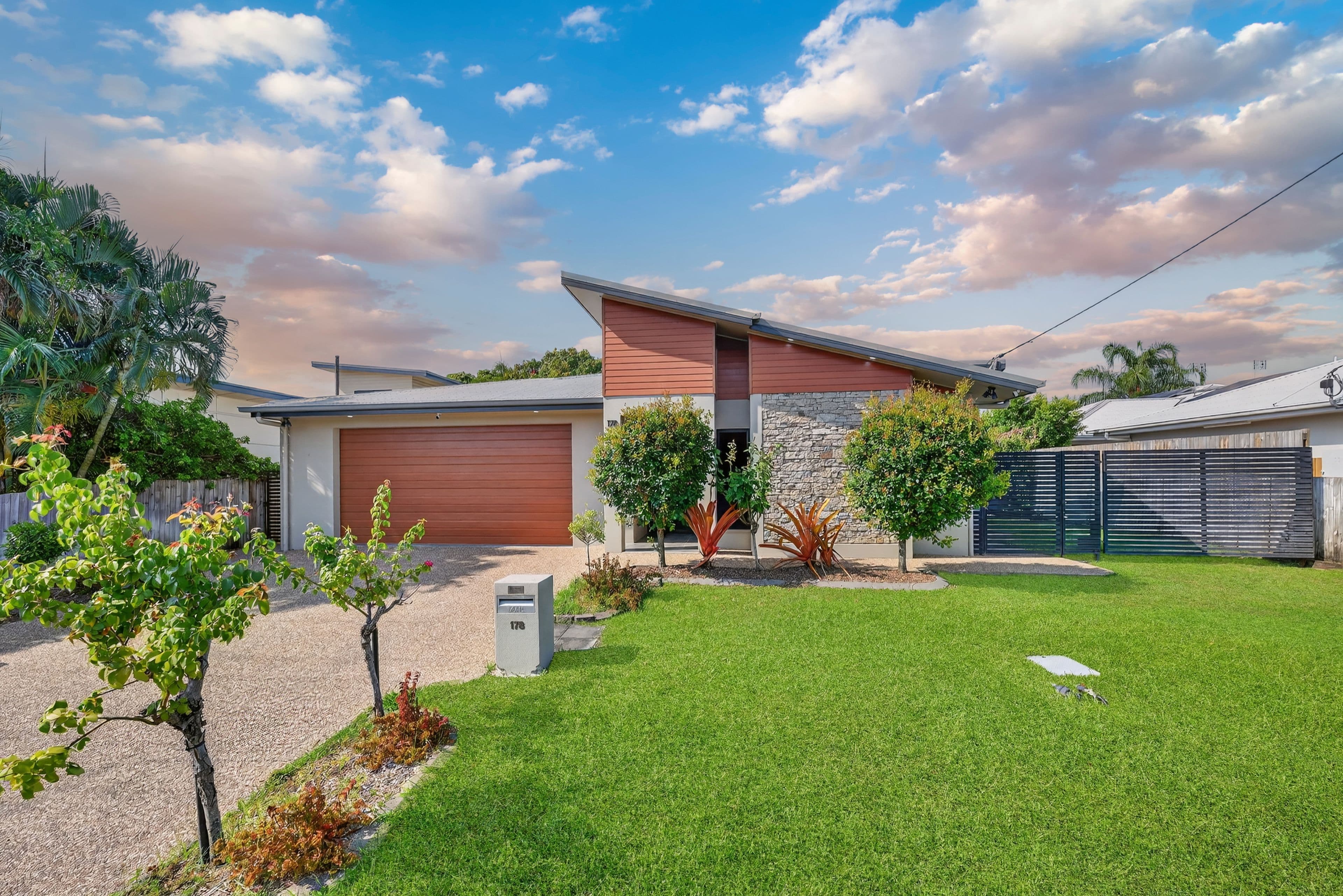 178 Howlett Street, Currajong QLD 4812, Currajong - Thumbnail 2