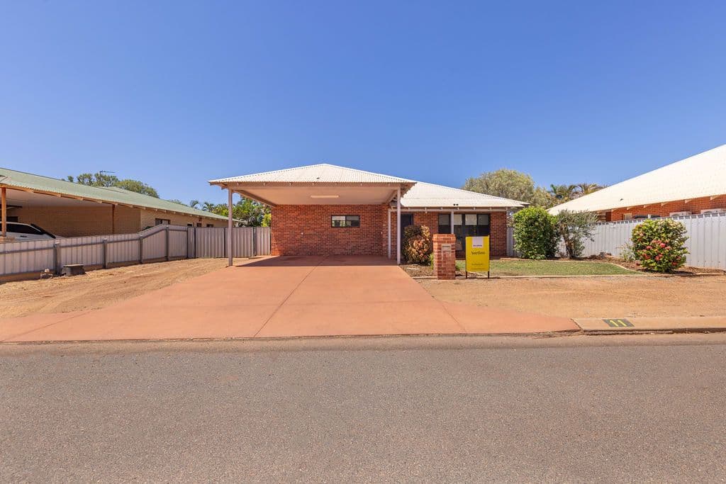 20 Prince Edward Drive, Dapto, Dapto - Image 1