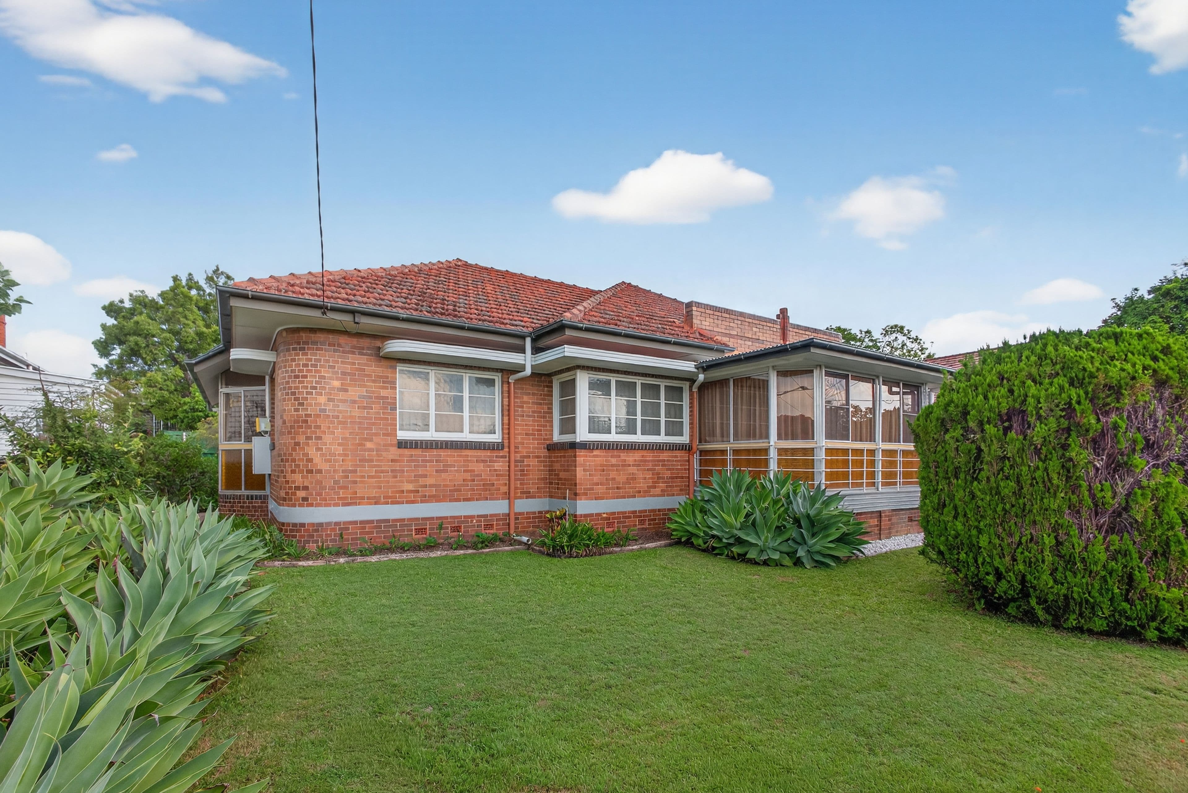 27 Roseby Avenue, Clayfield QLD 4011, Clayfield - Thumbnail 2