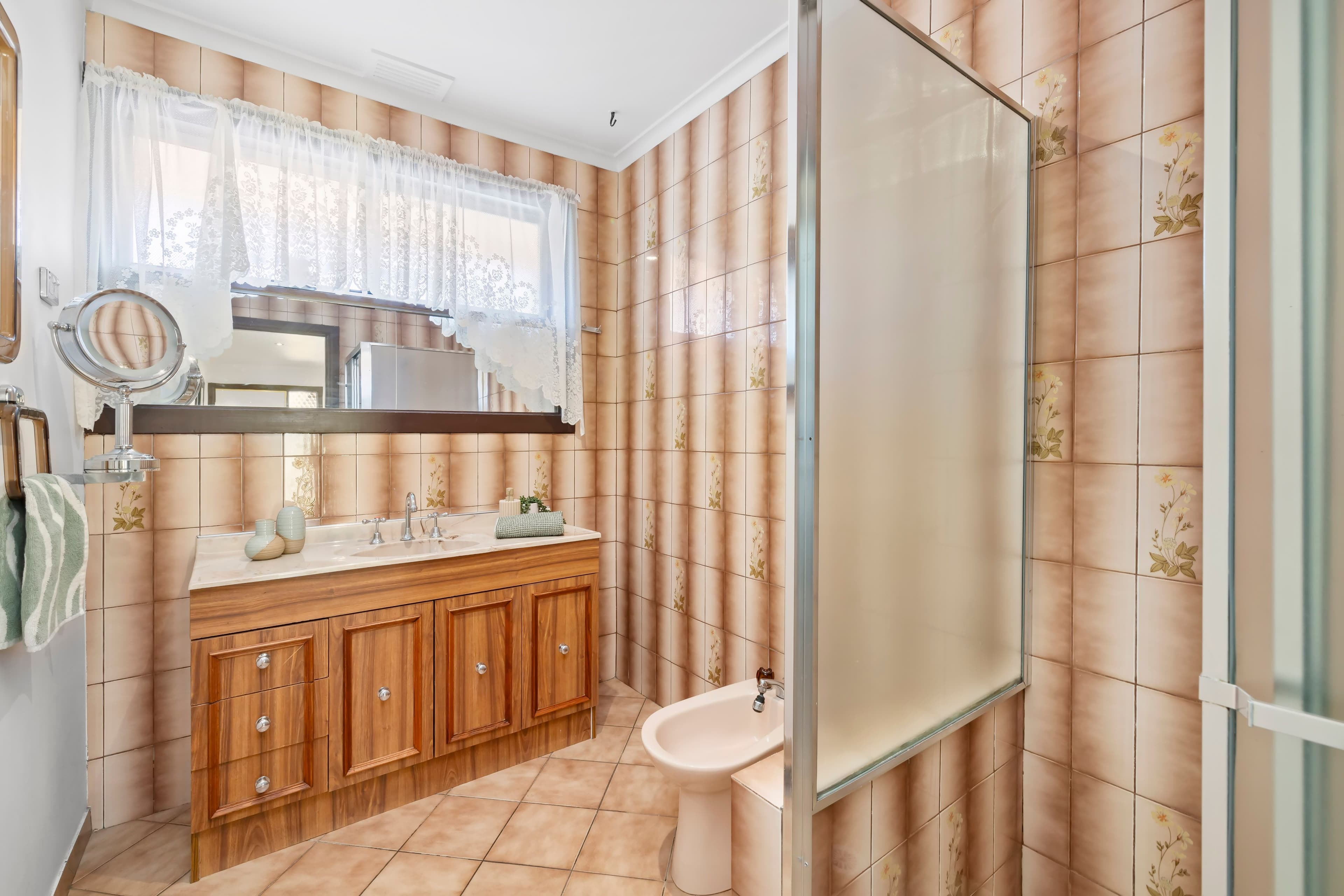 4 Melton Crescent, Lalor VIC 3075, Lalor - Thumbnail 7