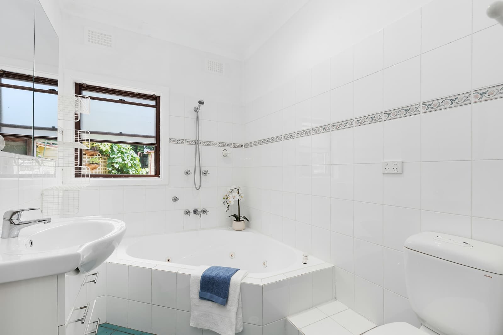 4 Lingellen Street,Berowra Heights, Berowra Heights - Thumbnail 6