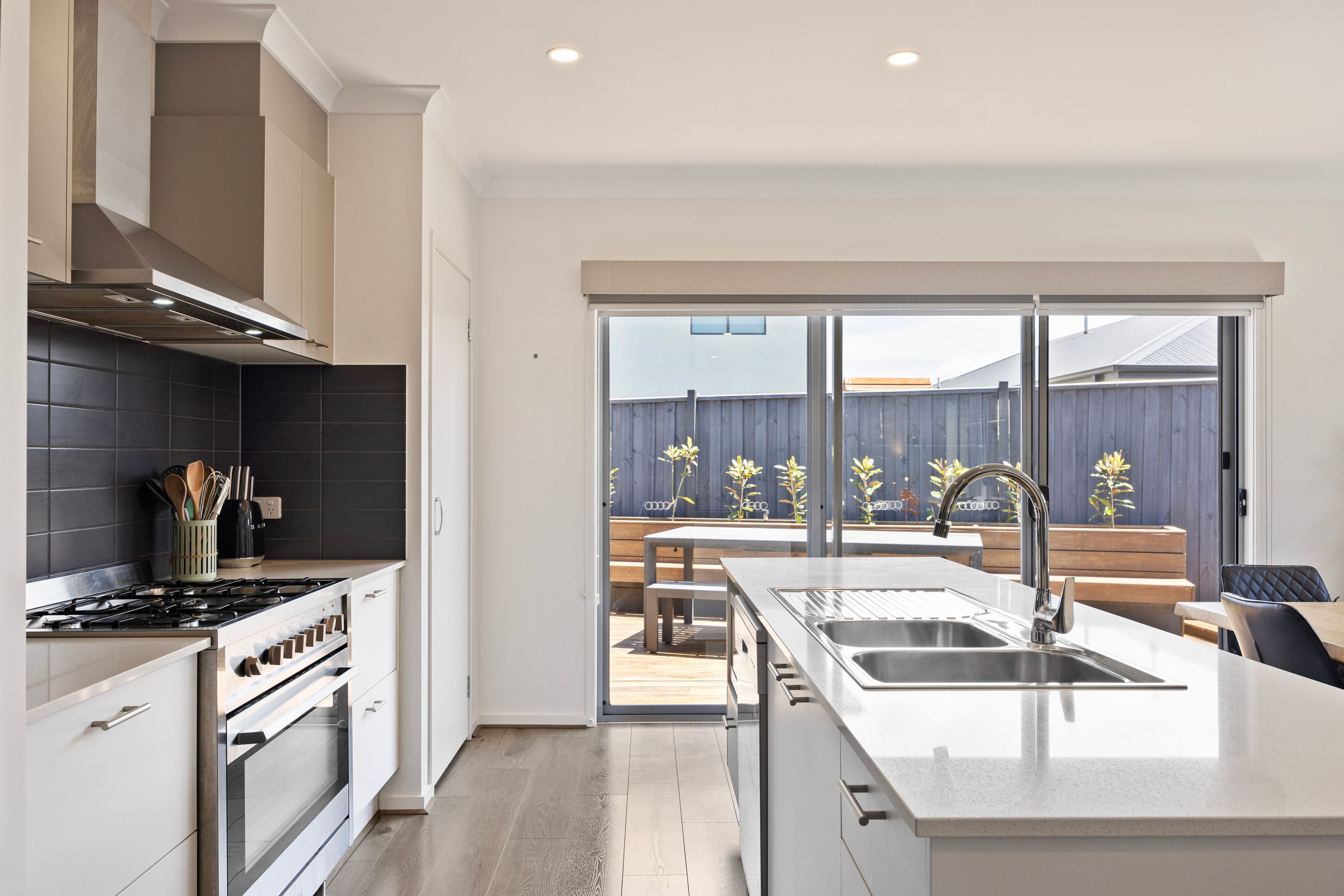 9 Lilium Street, Diggers Rest VIC 3427, Diggers Rest - Thumbnail 3