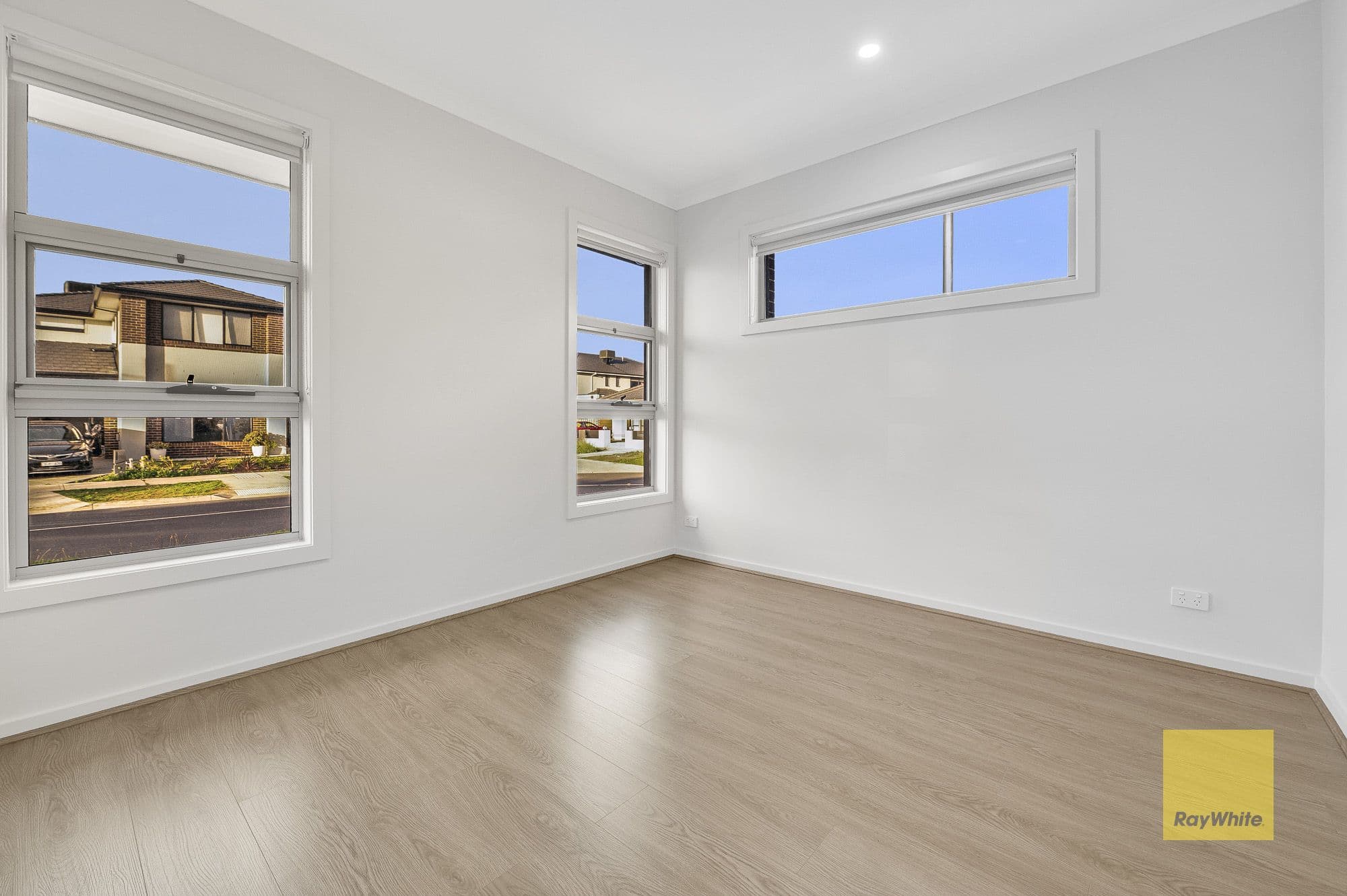 17 Thicket Drive, Tarneit VIC 3029, Tarneit - Thumbnail 3