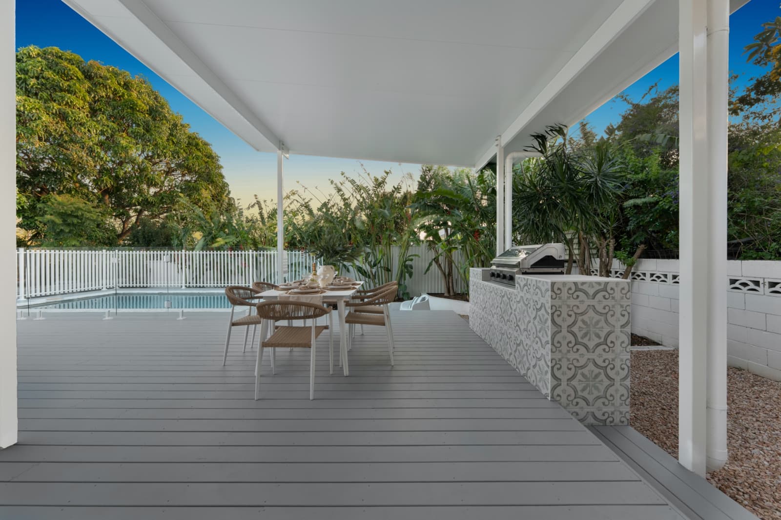 6 Moonah Avenue,Southport, Southport - Thumbnail 4