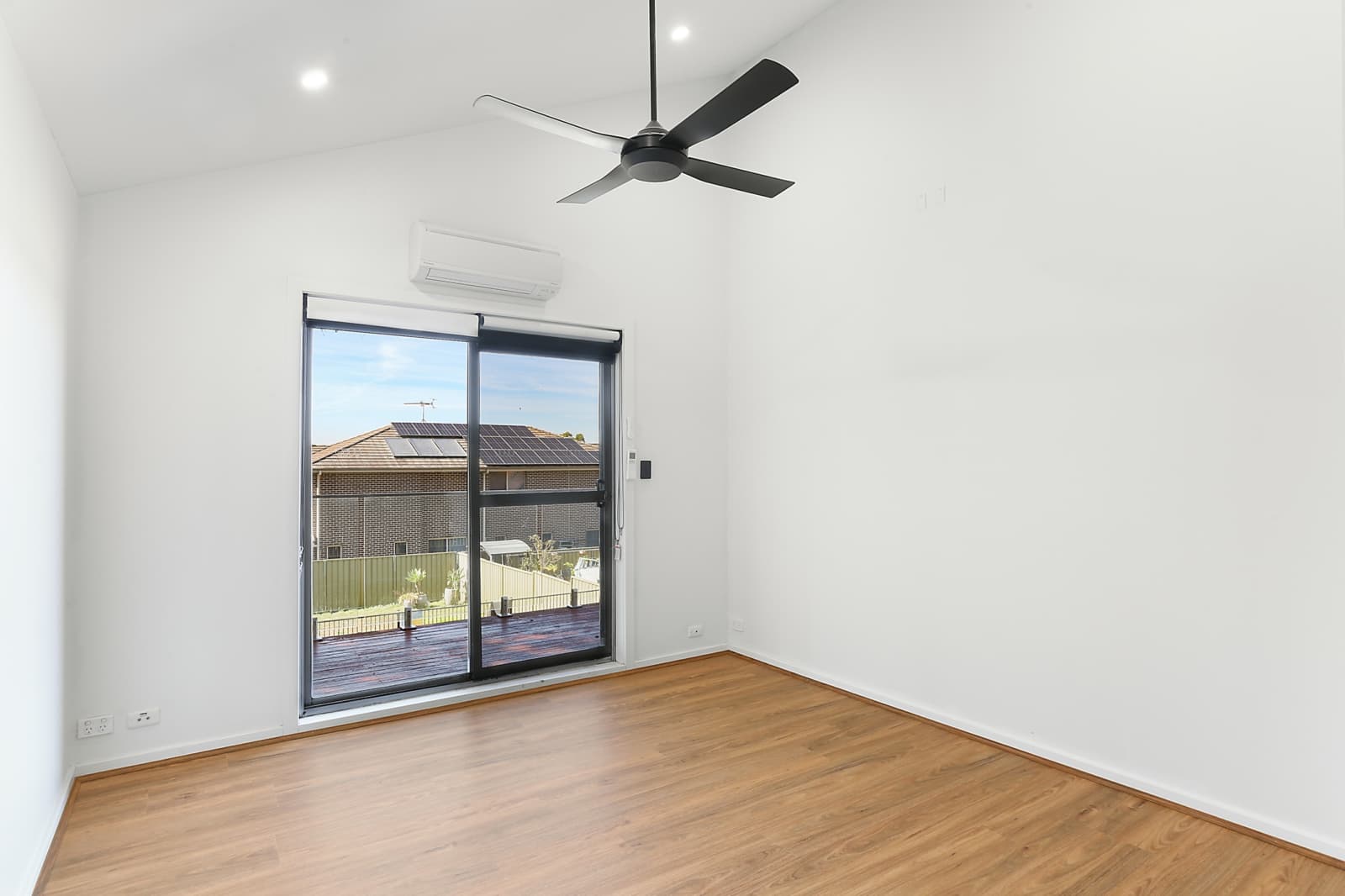 34 Wolger Street,Como, Como - Thumbnail 5