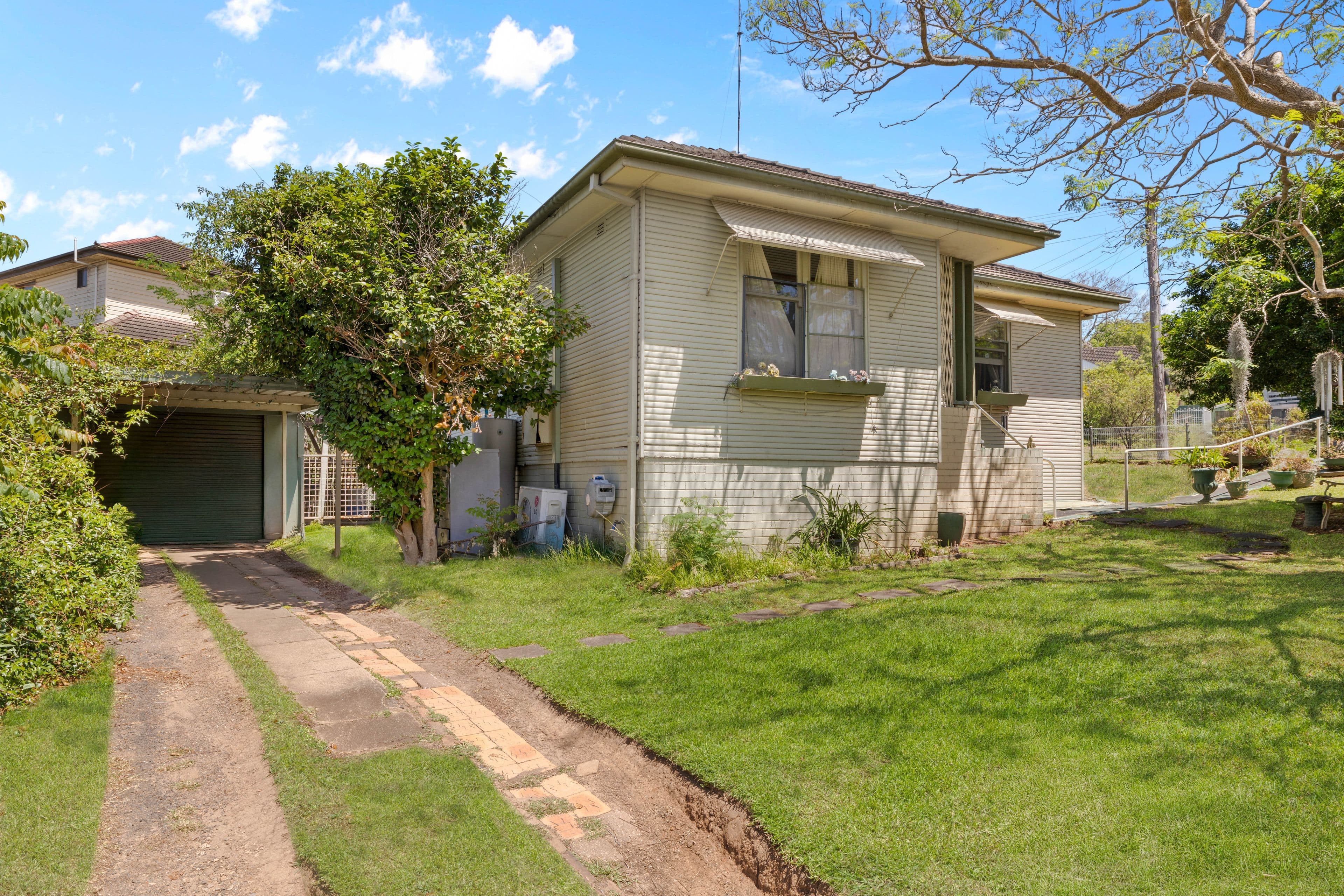 1 Mamie Avenue, Seven Hills NSW 2147, Seven Hills - Thumbnail 2