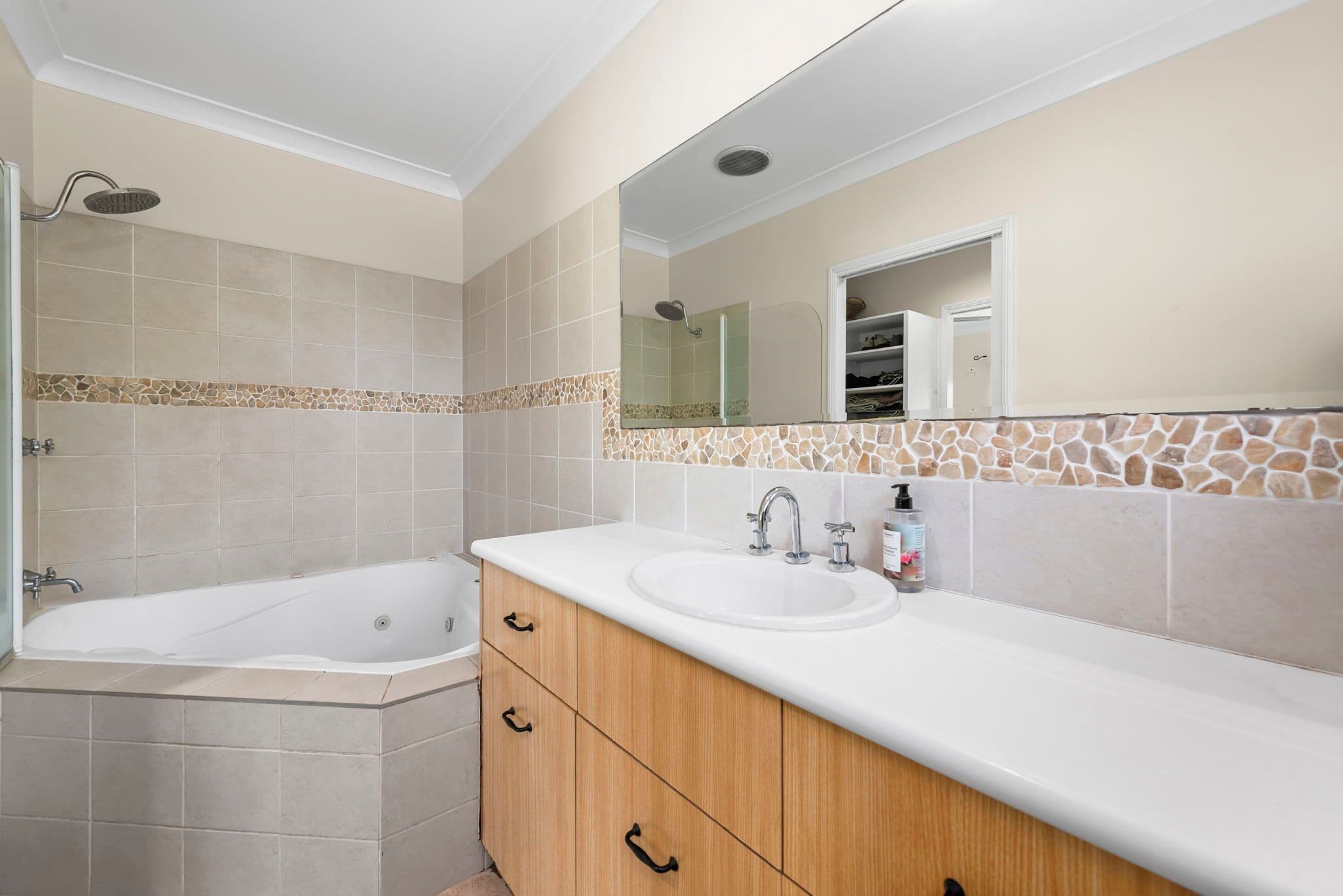 50 Mahon Street, Dalby QLD 4405, Dalby - Thumbnail 6