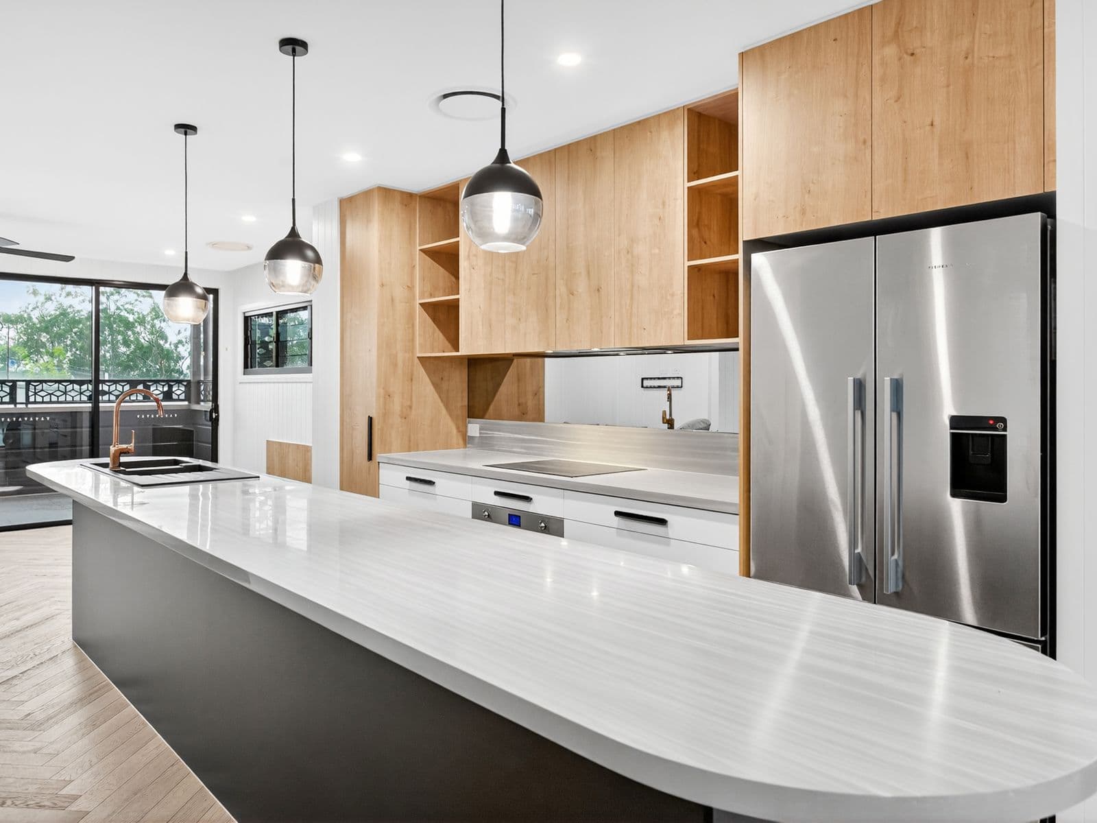 17 Deauville Drive, Southport - Thumbnail 5