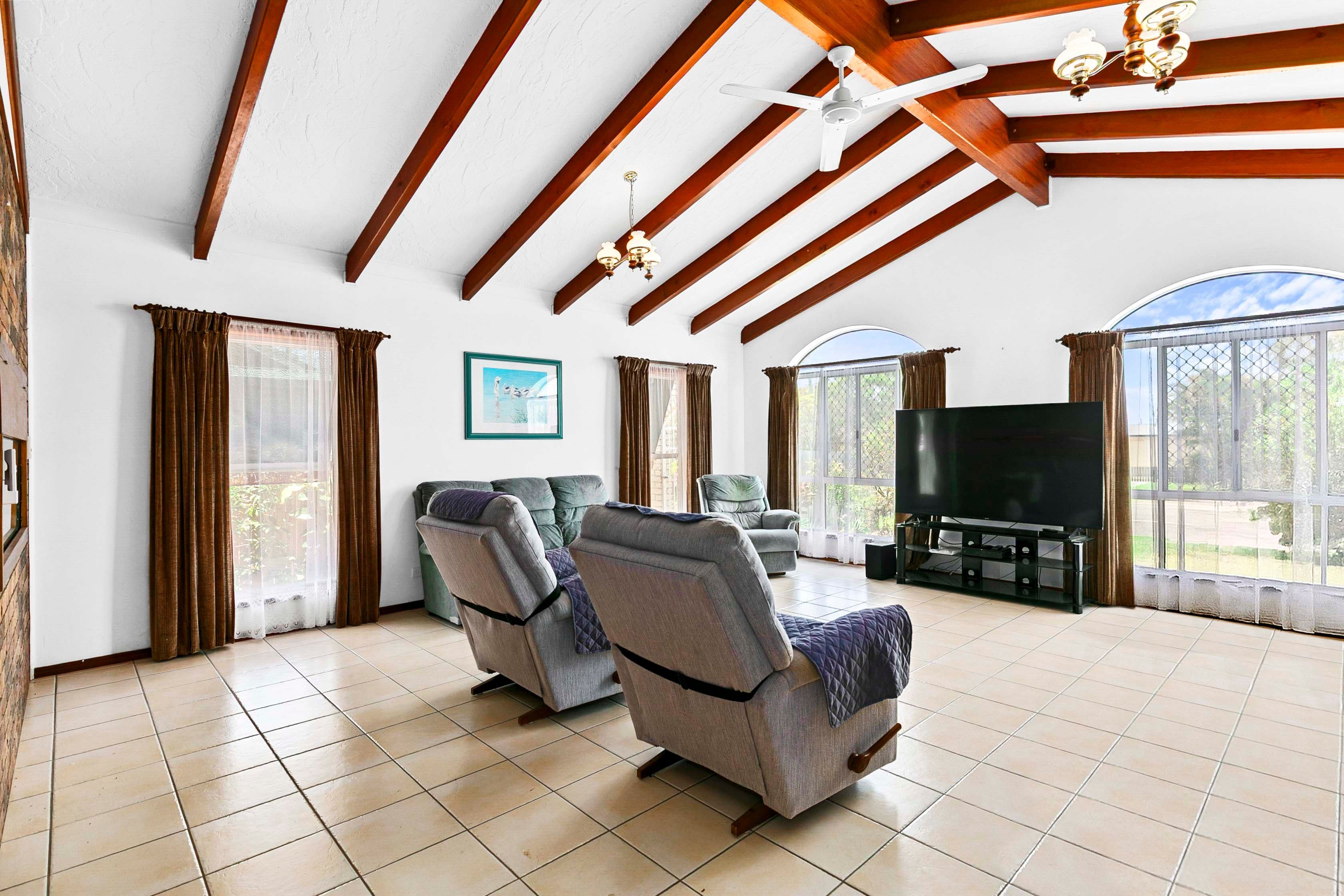62 Dover Street, Pialba QLD 4655, Pialba - Thumbnail 4